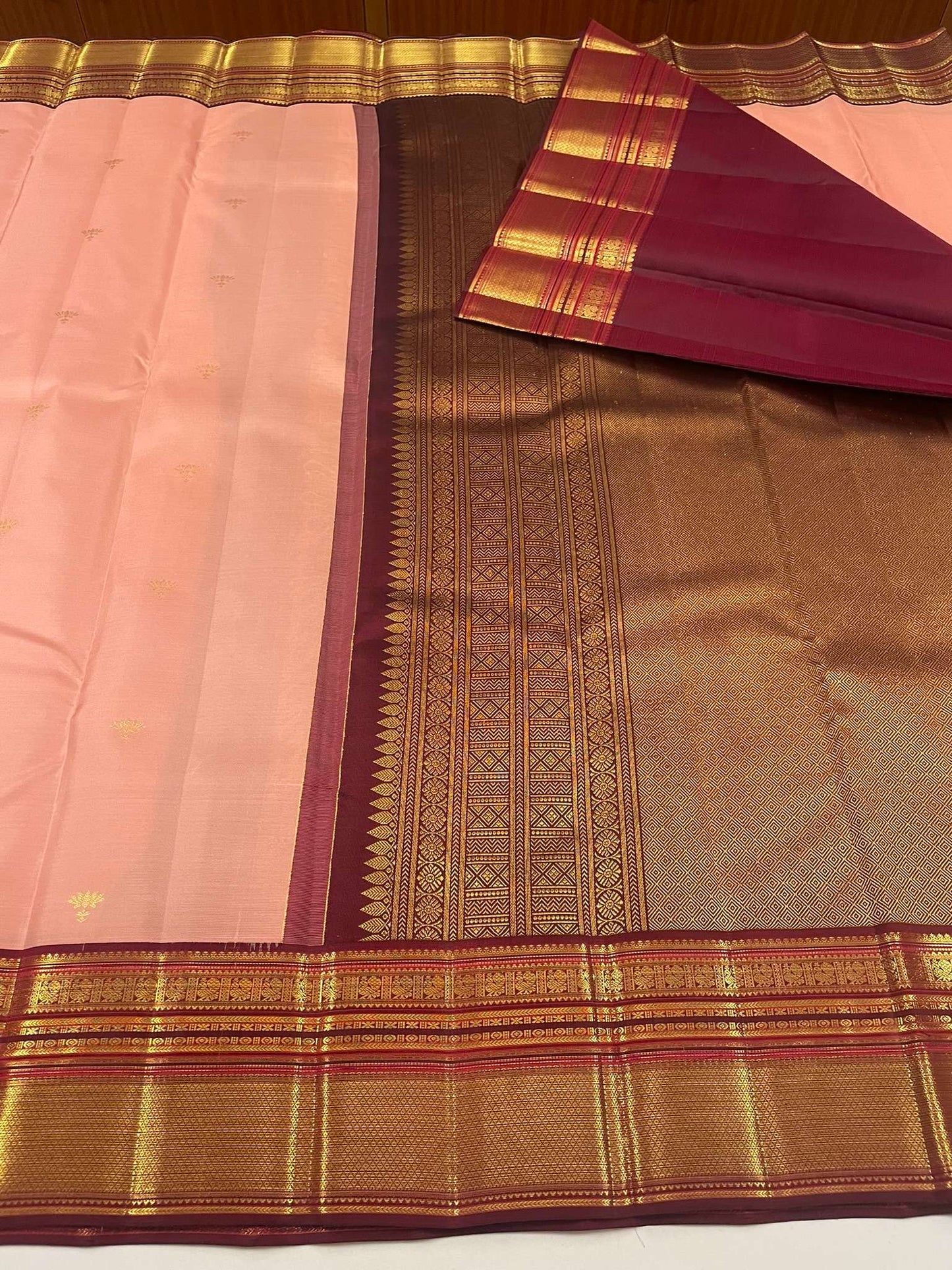 Kanchivaram Silk SBE282C12- 1 By SRISHTA