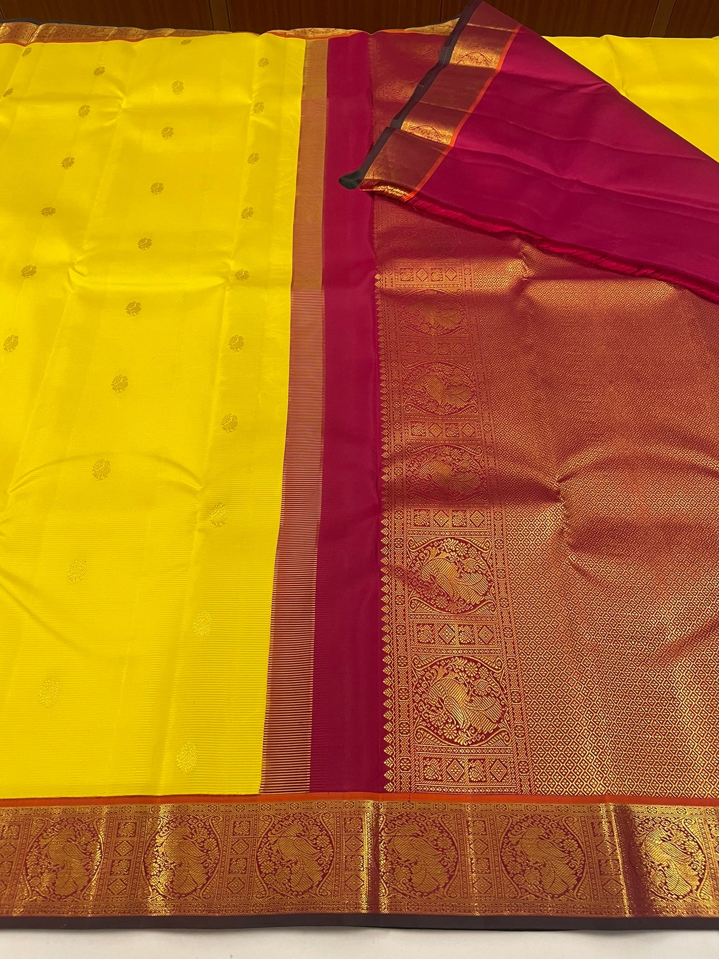Kanchivaram Silk SBF18D6-25 By SRISHTA
