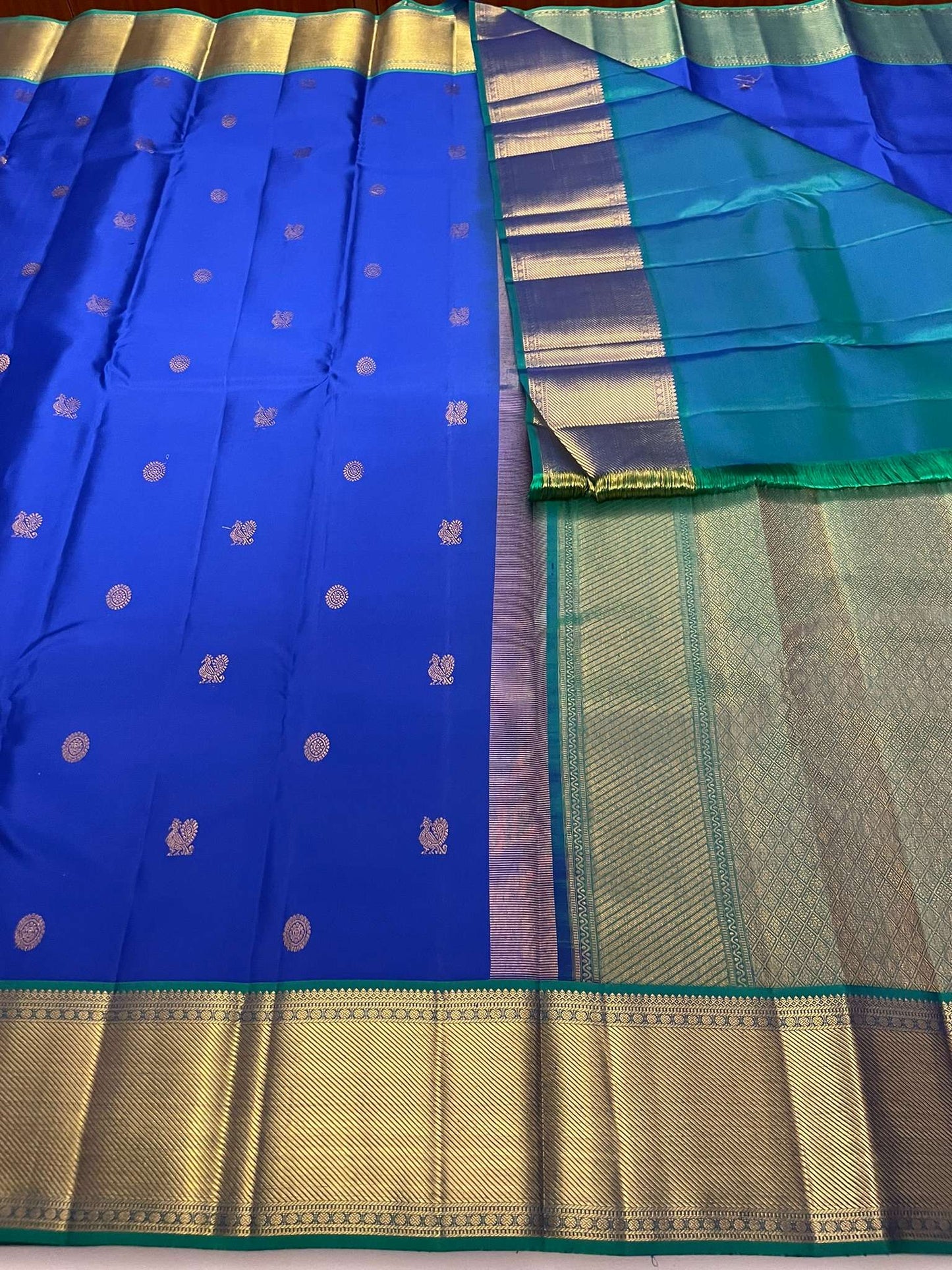Kanchivaram Silk SBE208L7-1 By SRISHTA