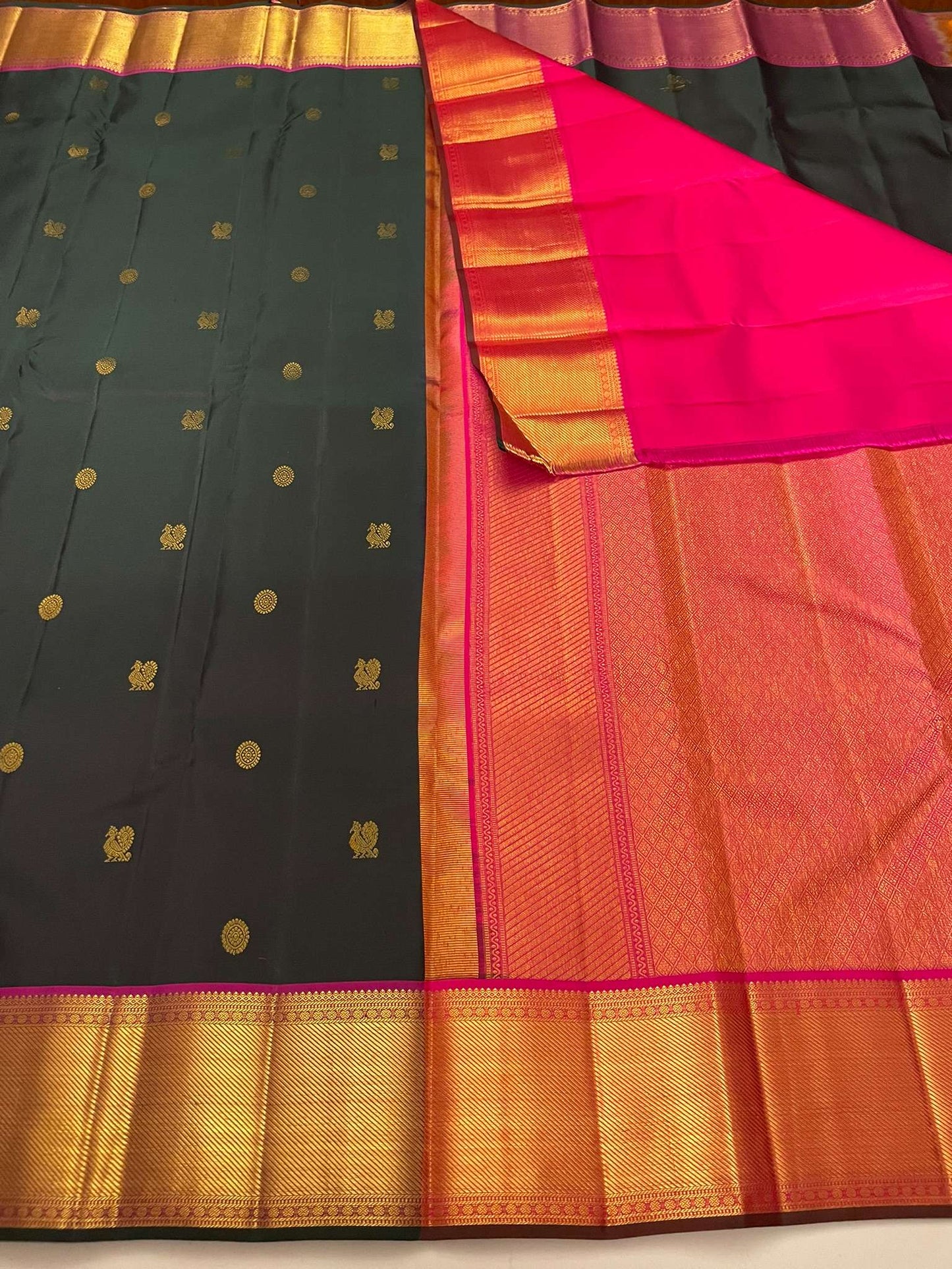 Kanchivaram Silk SBE208L7-2 By SRISHTA