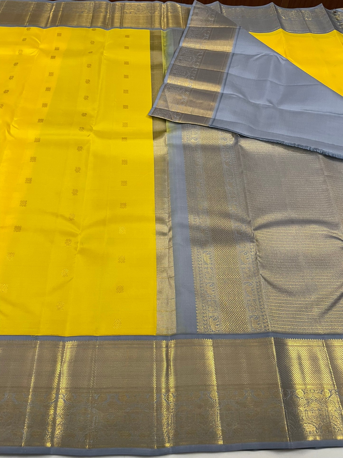 Kanchivaram Silk SBF55F4-17 By SRISHTA