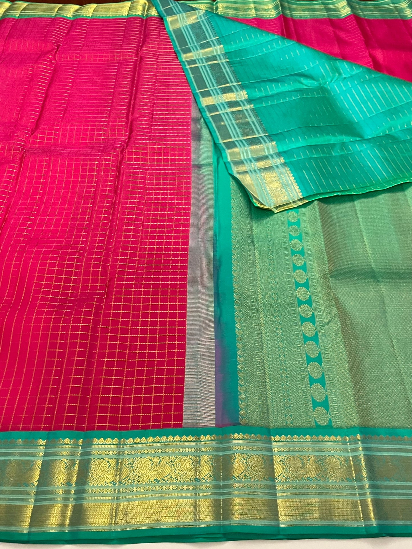 Kanchivaram Silk SBE207L1-5 By SRISHTA