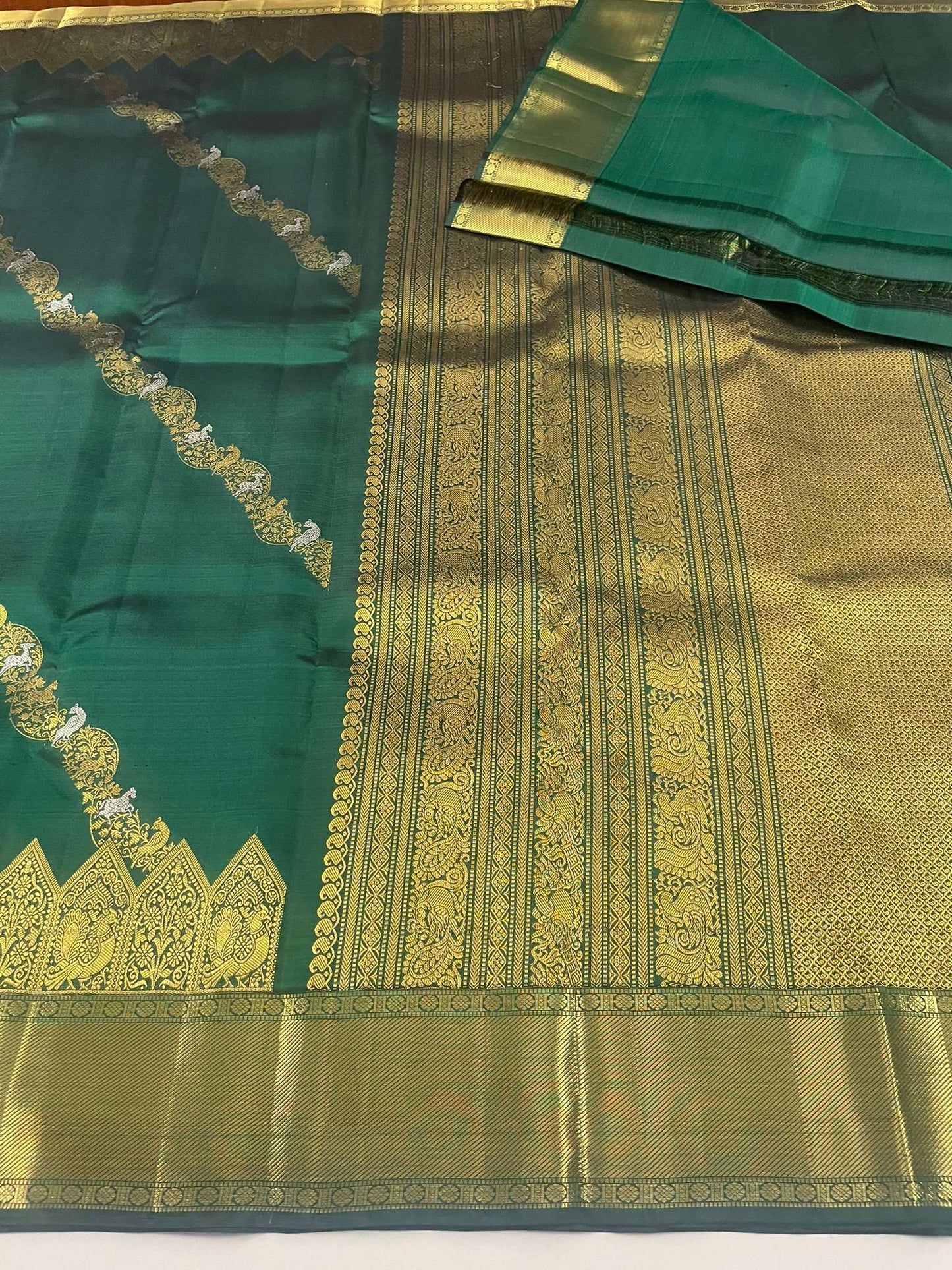 Kanchivaram Silk SBE269C36-2 By SRISHTA