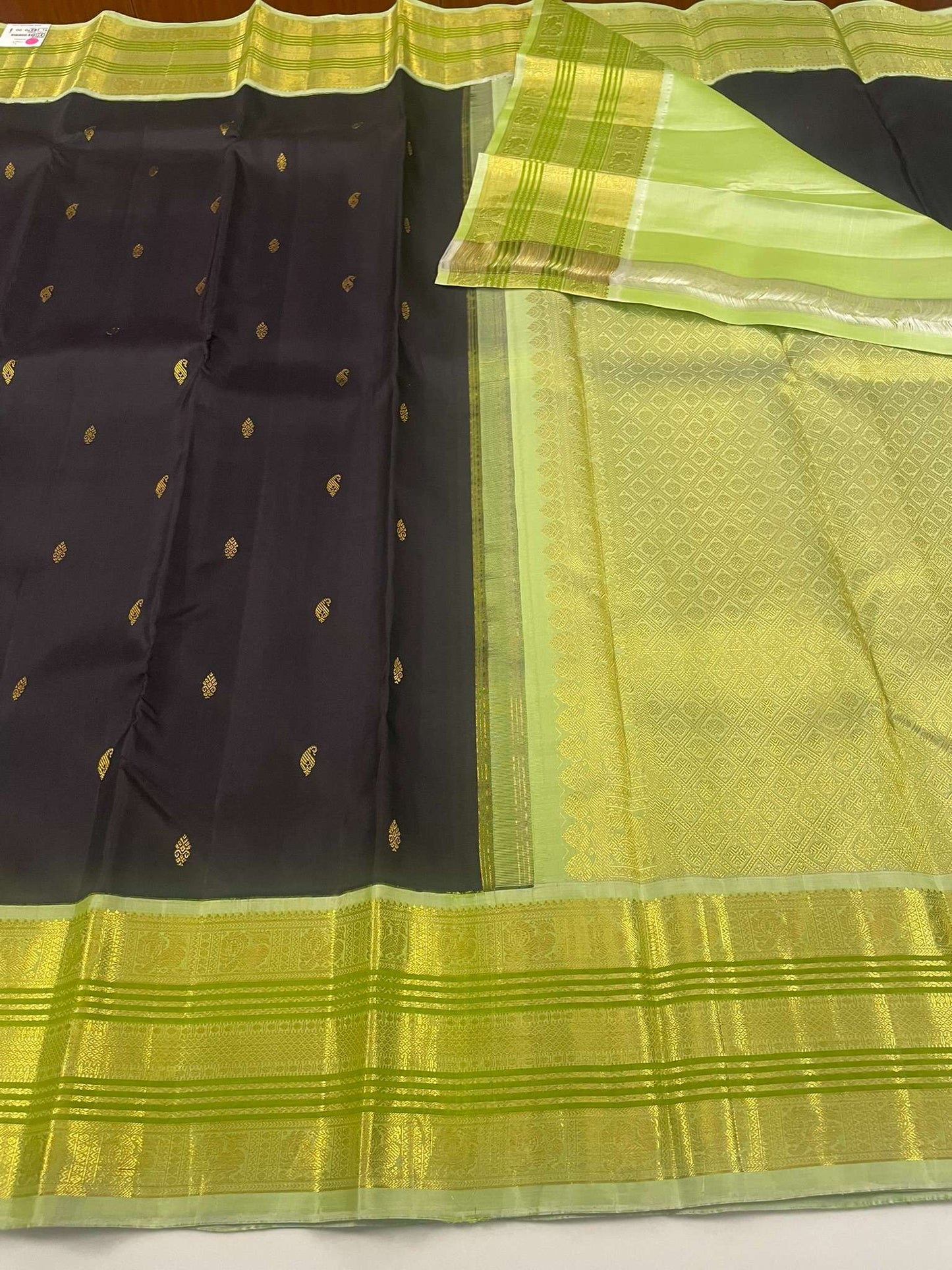 Kanchivaram Silk SBE260C21-1 By SRISHTA