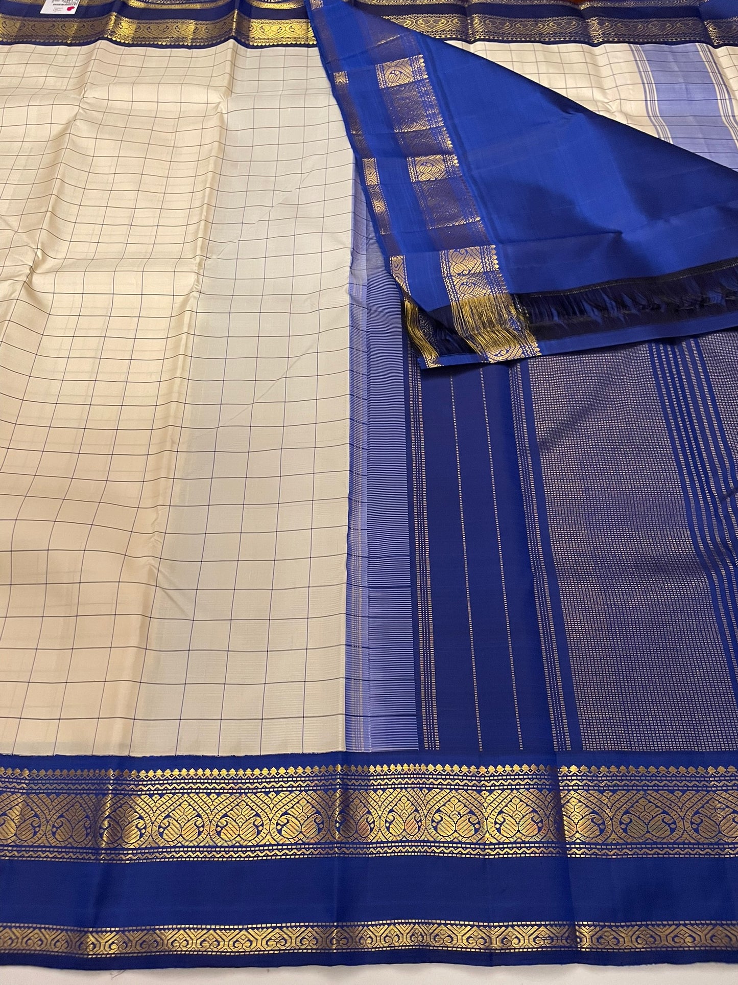 Kanchivaram Silk SBE212L5-3 By SRISHTA
