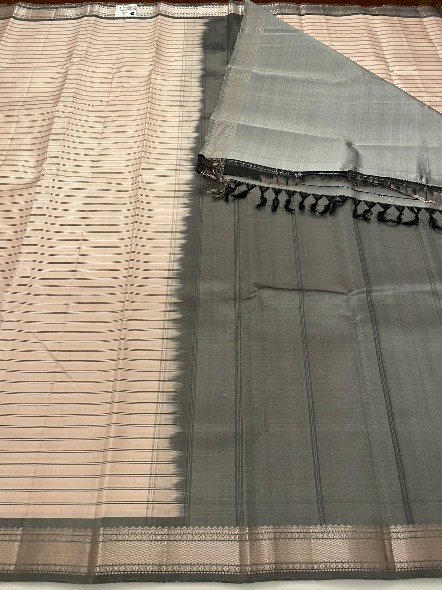 Kanchivaram Silk SBE217L2-1 By SRISHTA