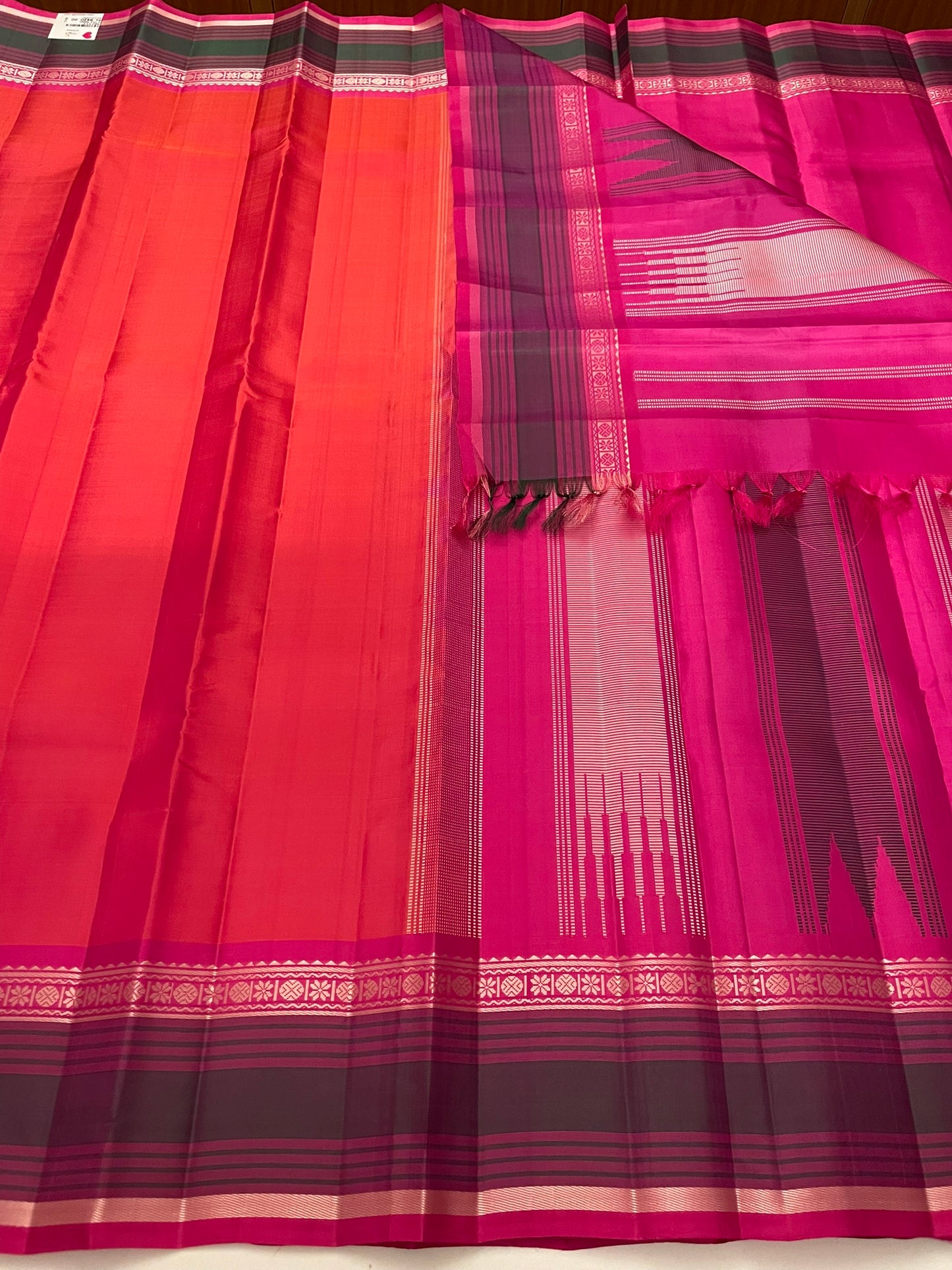 Kanchivaram Silk SBE217L2-5 By SRISHTA