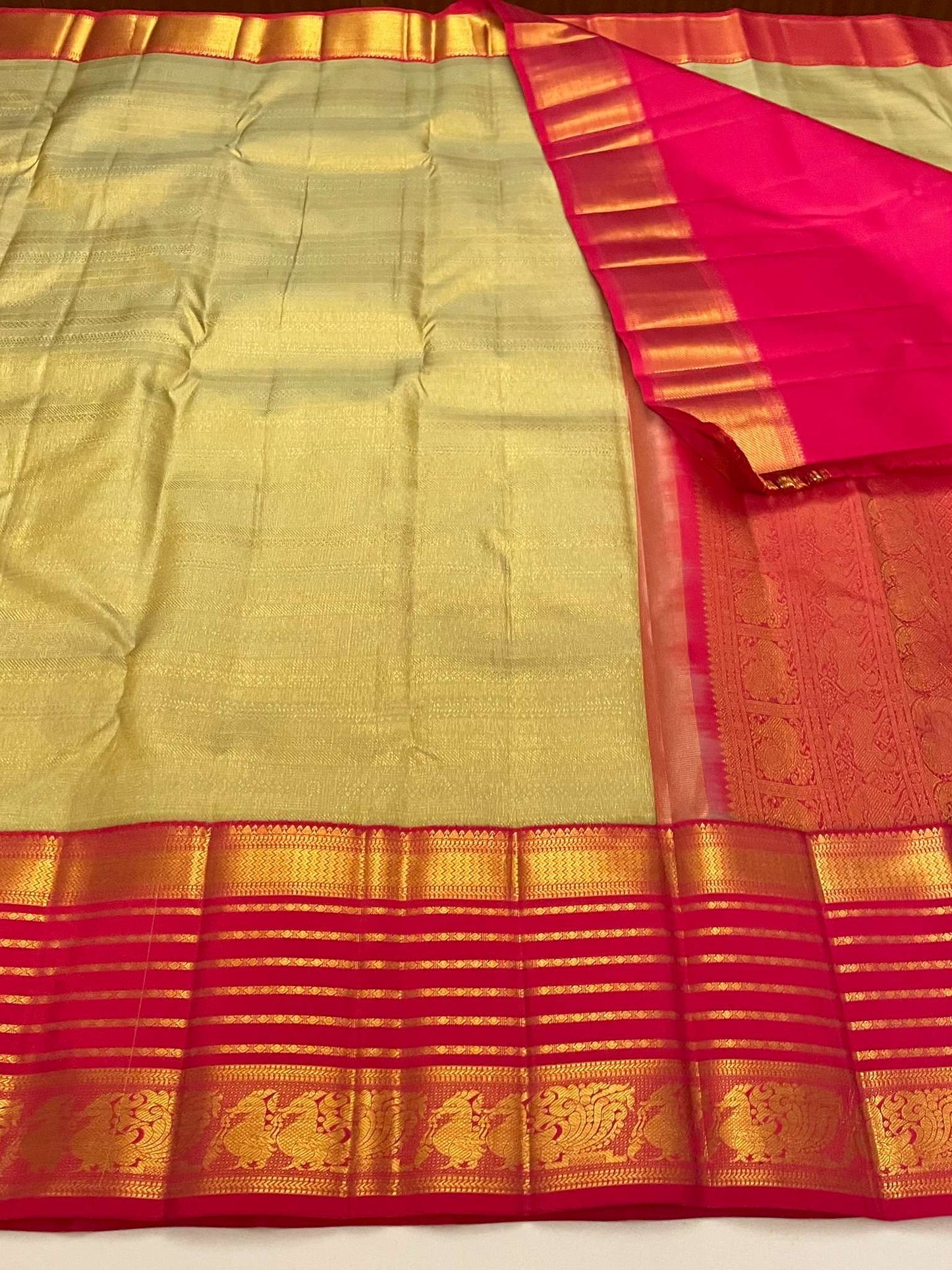 Kanchivaram Silk SBE218L5-4 By SRISHTA