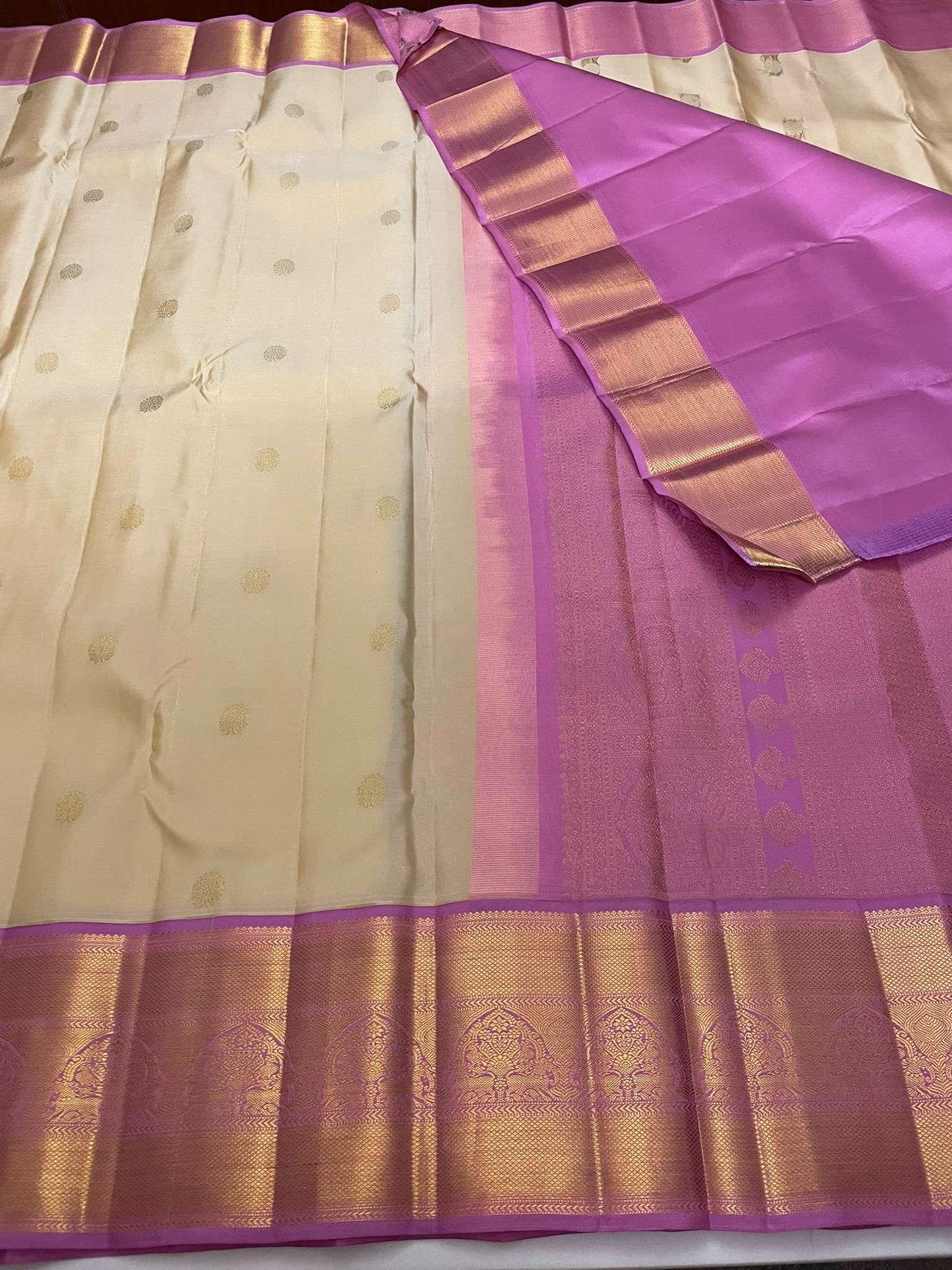Kanchivaram Silk SBE218L3-8 By SRISHTA