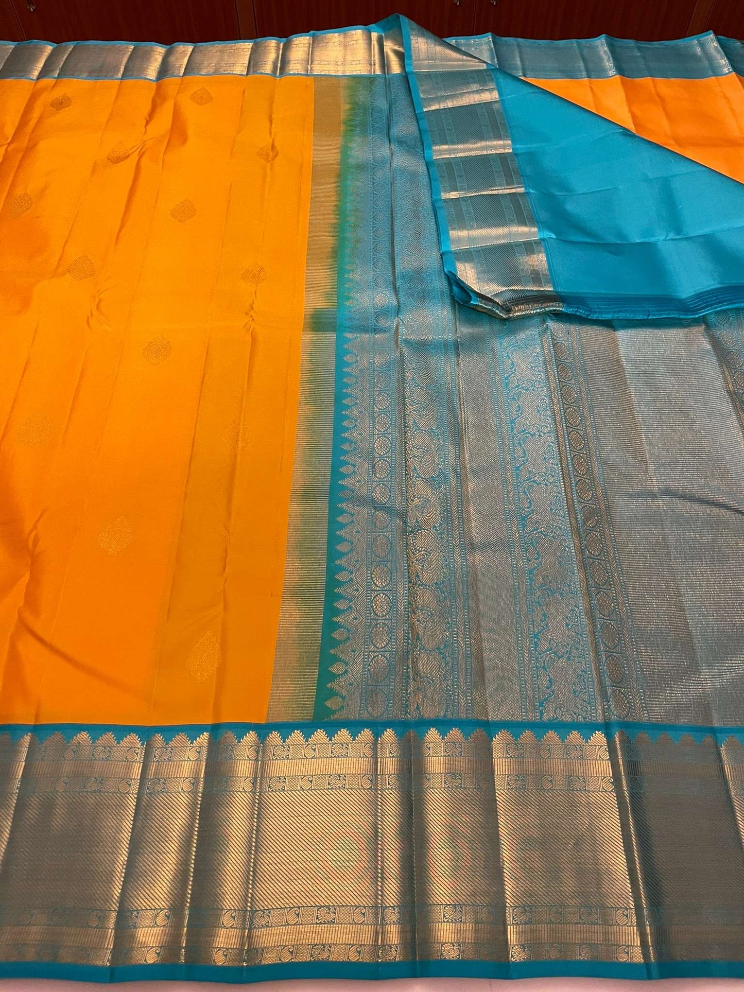 Kanchivaram Silk SBE218L2-10 By SRISHTA