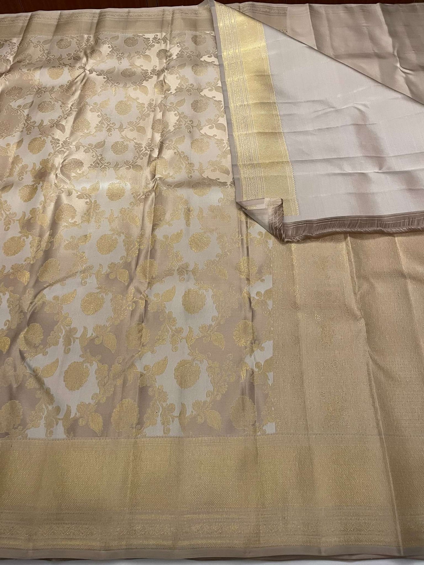 Kanchivaram Silk SBE218L6-8 By SRISHTA