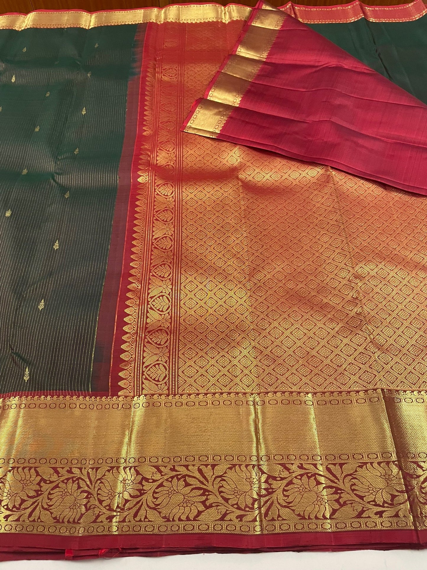 Kanchivaram Silk SBF1D18 - 2 By SRISHTA