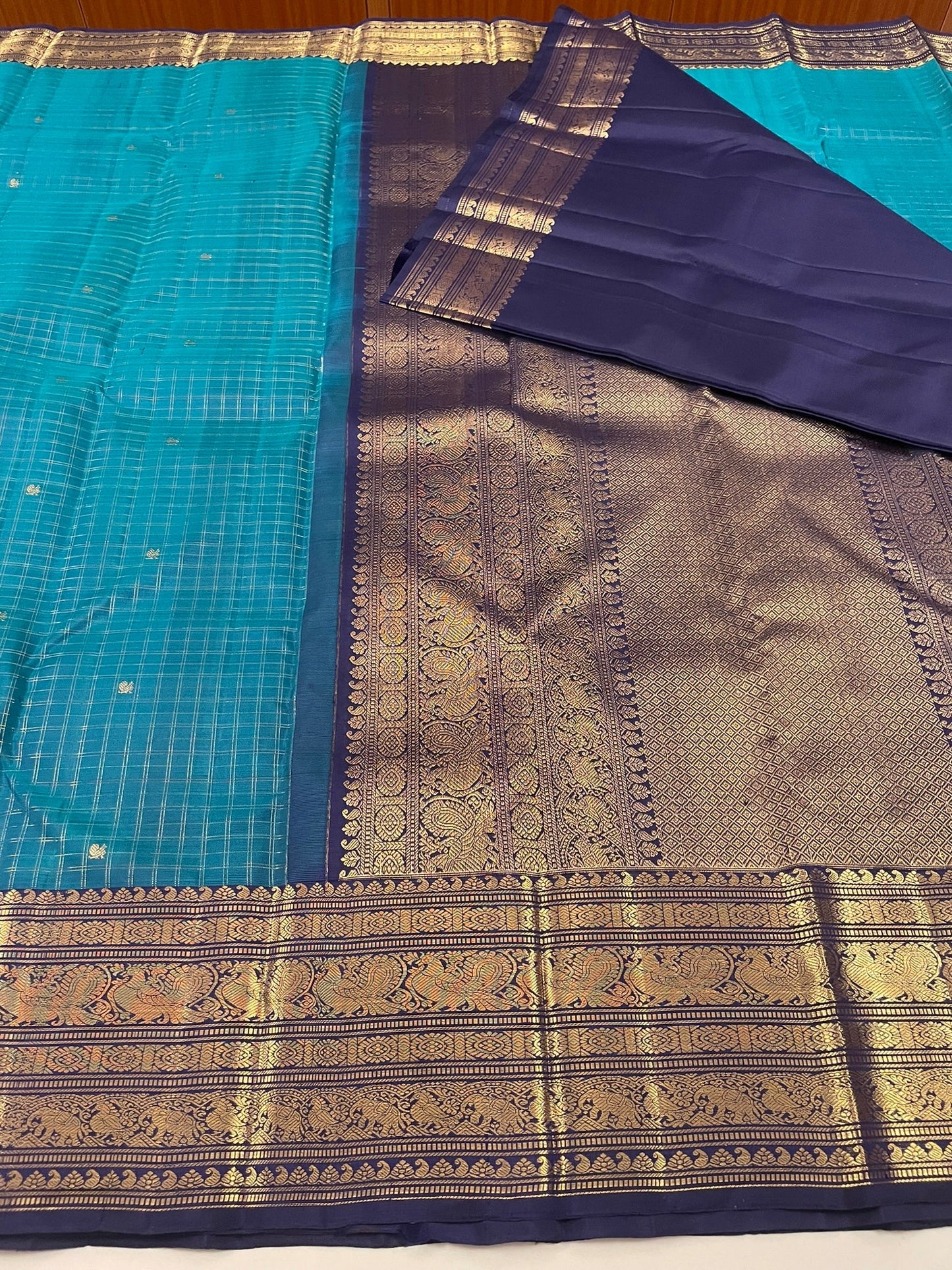 Kanchivaram Silk SBF1D20 - 2 By SRISHTA