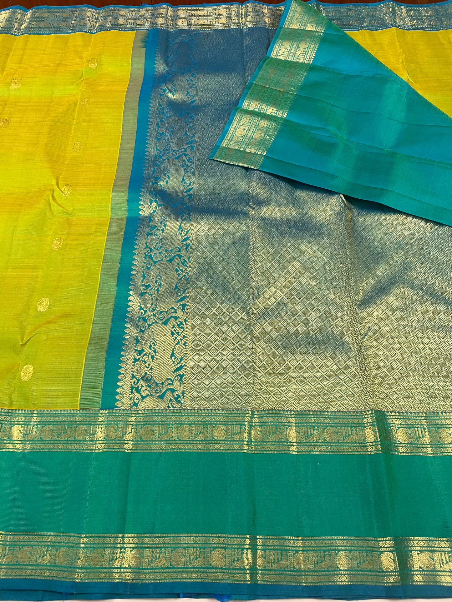 Kanchivaram Silk SBF71G4-4 By SRISHTA