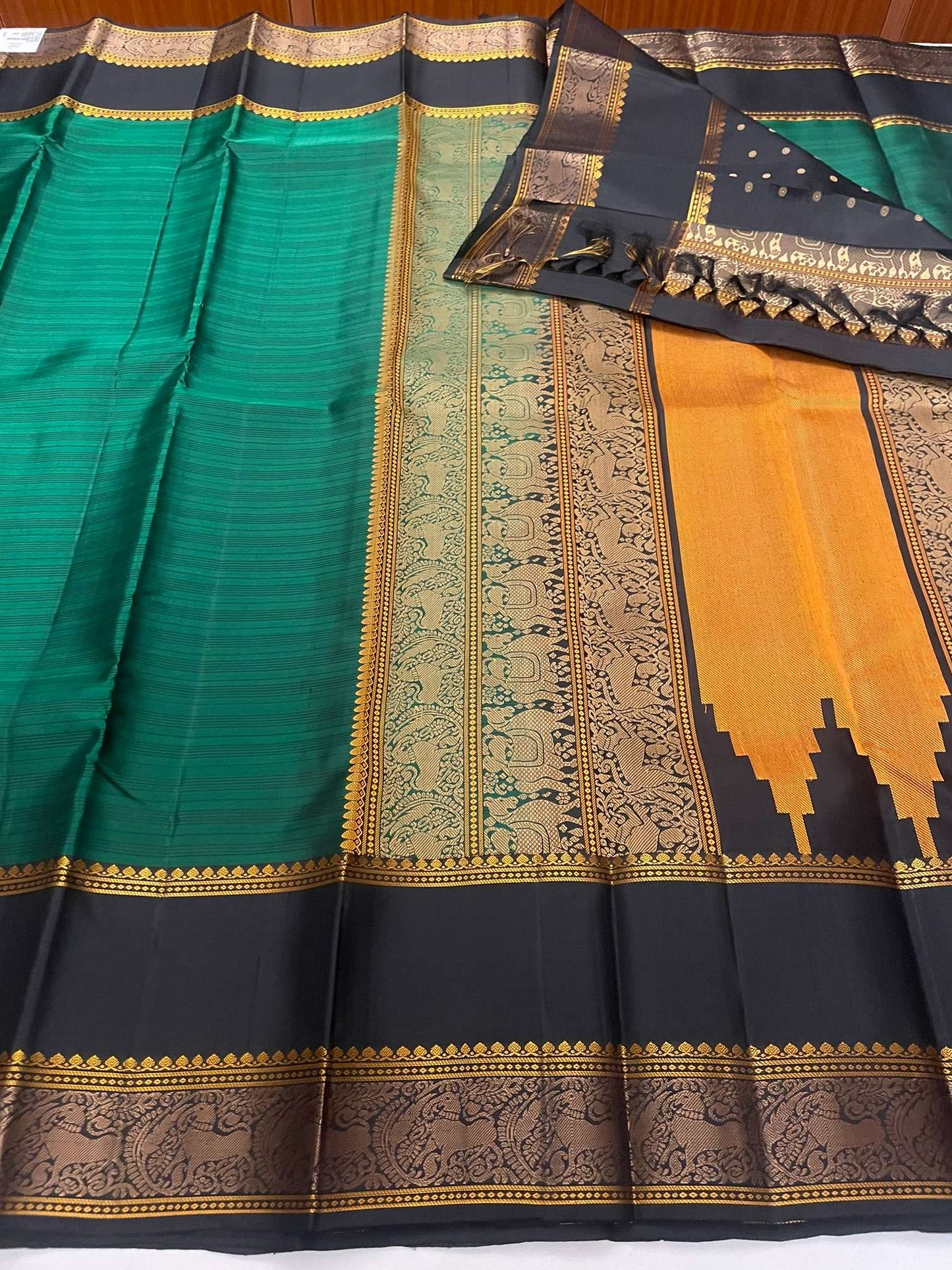 Kanchivaram Silk SBE109I6-1 By SRISHTA