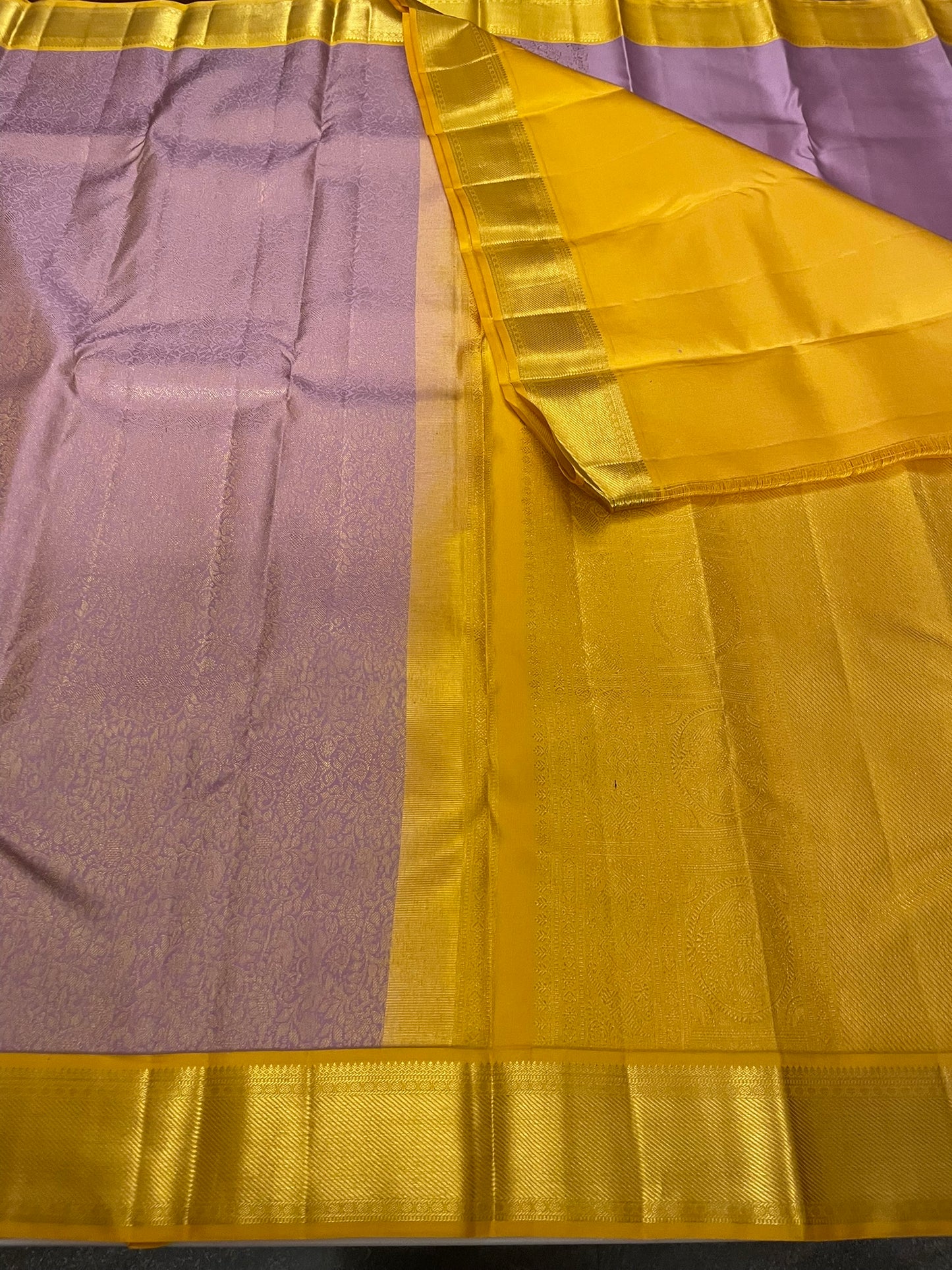 Kanchivaram Silk SBE218L6-26 By SRISHTA
