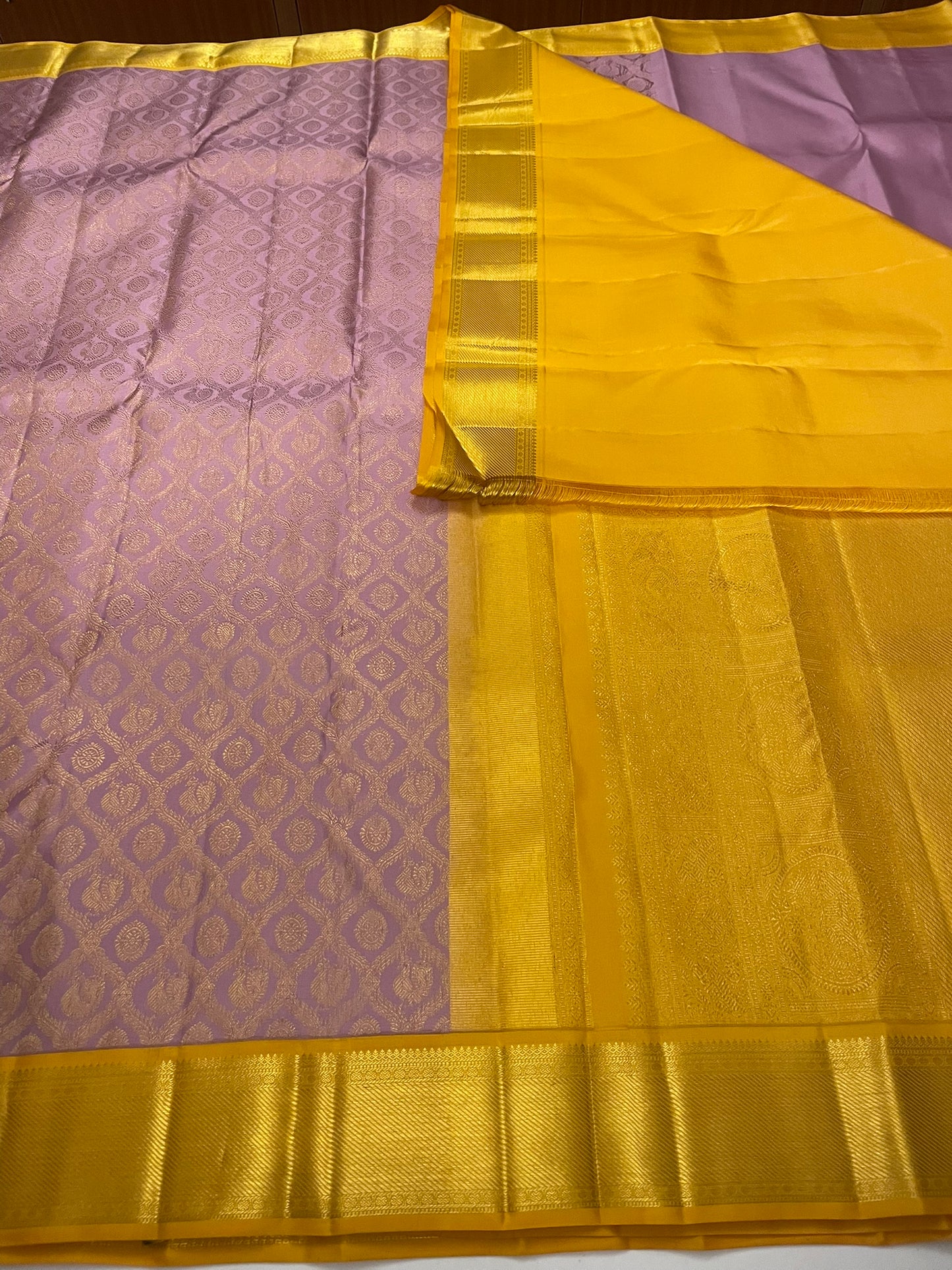 Kanchivaram Silk SBE218L6-4 By SRISHTA
