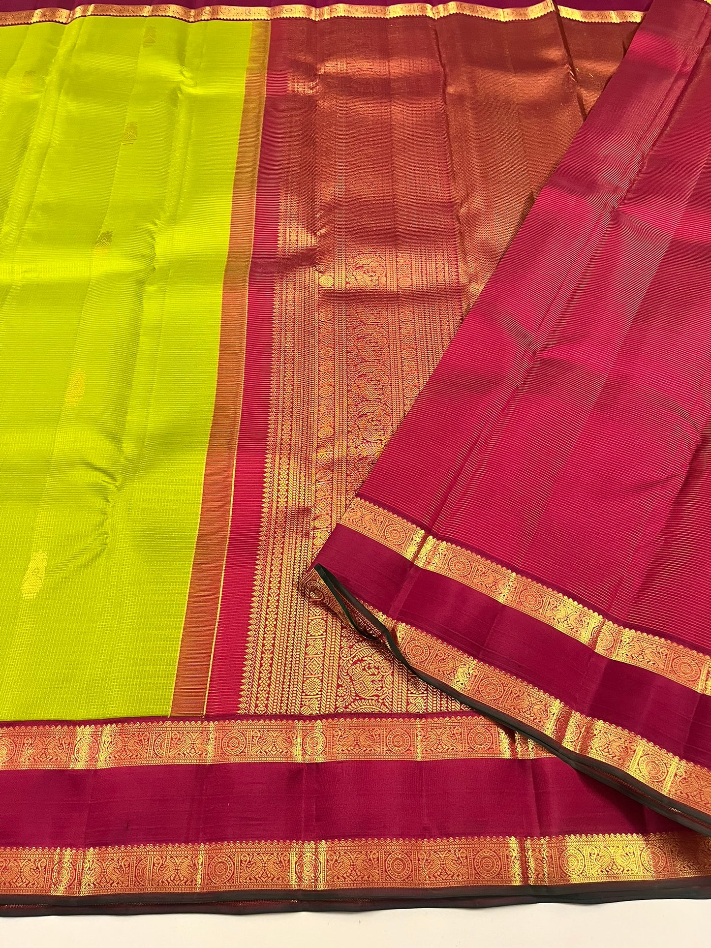 Kanchivaram Silk SBF98H6-2 By SRISHTA