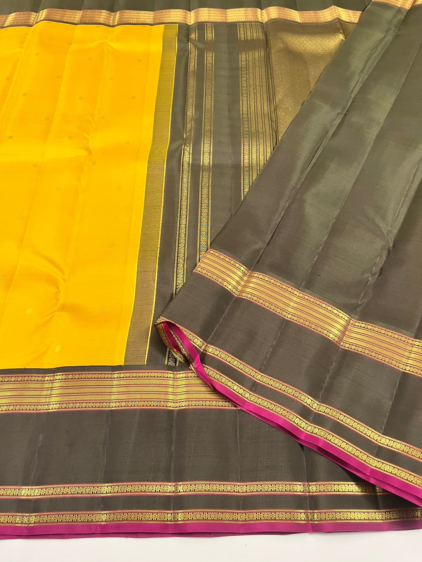 Kanchivaram Silk SBF98H8-3 By SRISHTA