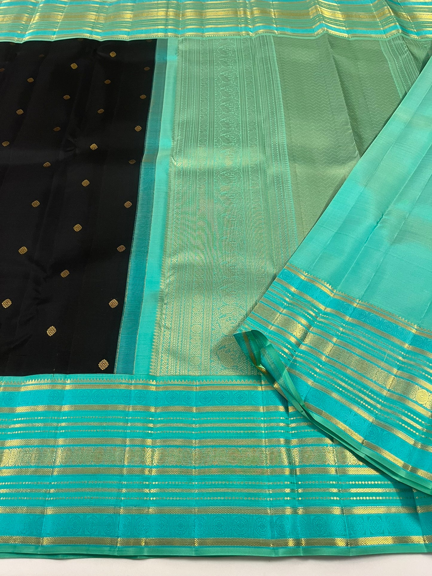 Kanchivaram Silk SBF98H16-3 By SRISHTA