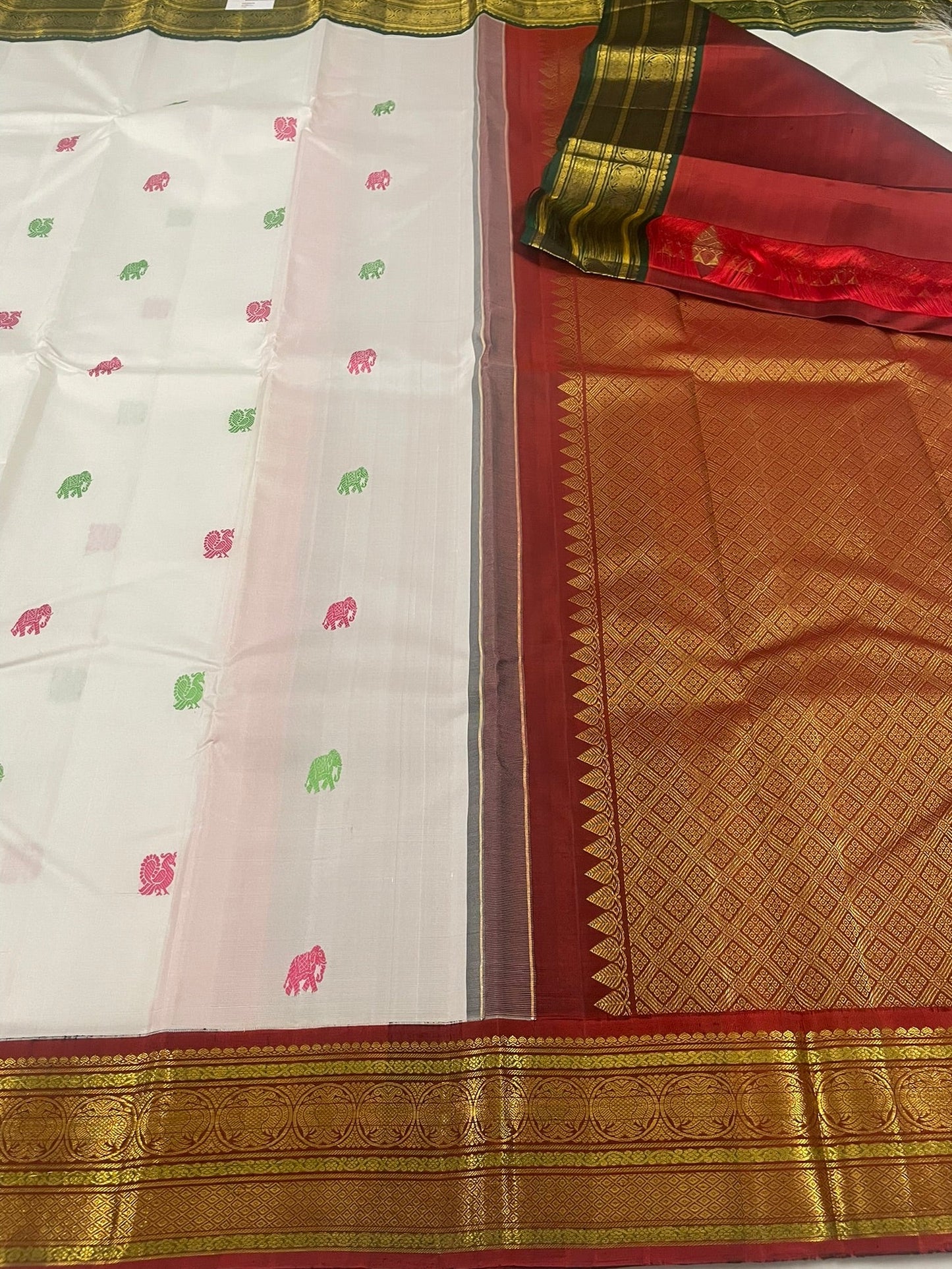 Kanchivaram Silk SBF9D1-1 By SRISHTA