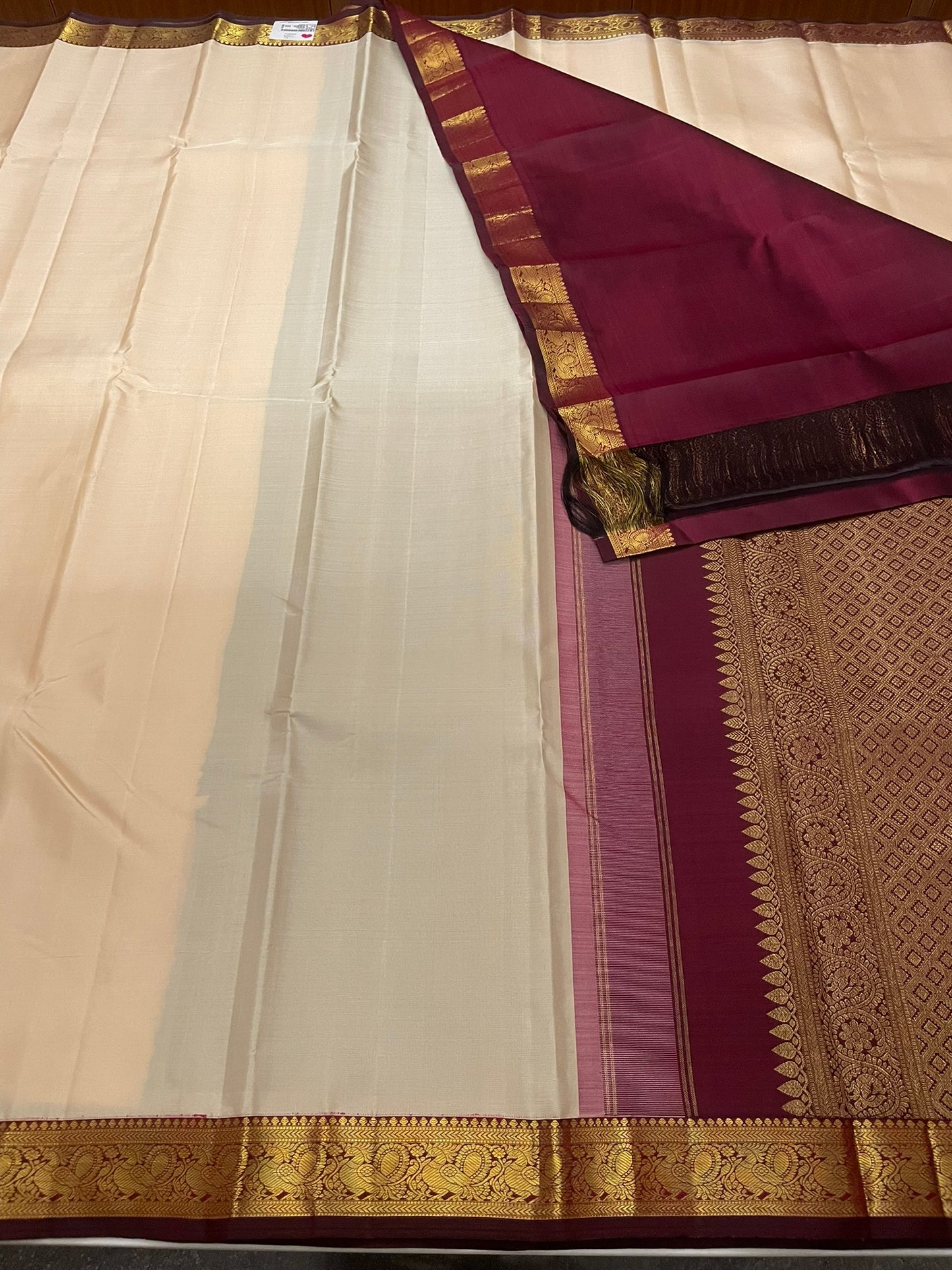 Kanchivaram Silk SBE219L10-1 By SRISHTA
