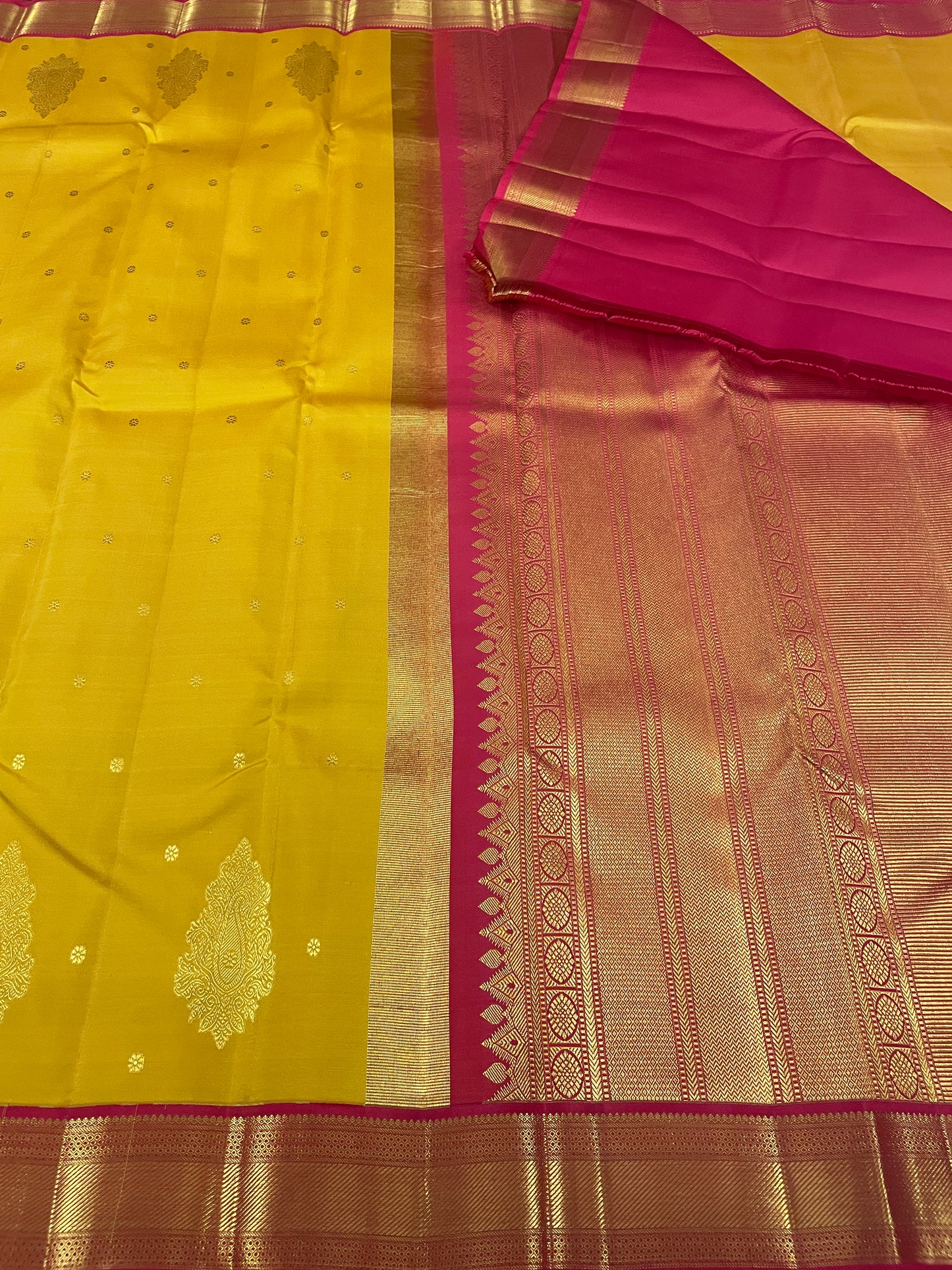 Kanchivaram Silk SBF75G5-8 By SRISHTA