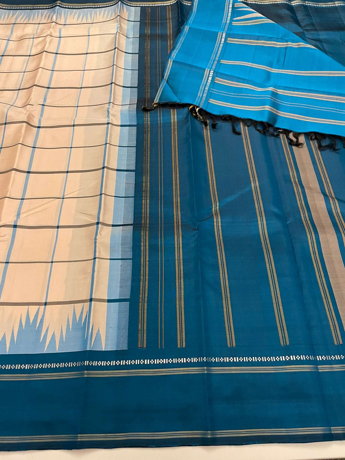 Kanchivaram Silk SBE109I14-1 By SRISHTA
