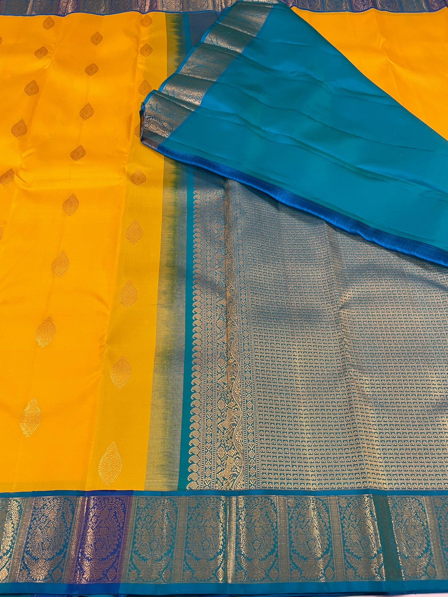 Kanchivaram Silk SBF75G5-17 By SRISHTA