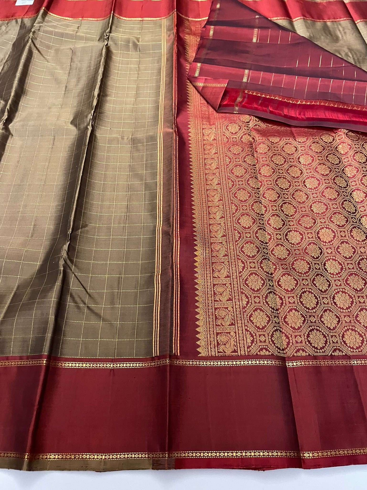 Kanchivaram Silk SBE117I5-1 By SRISHTA