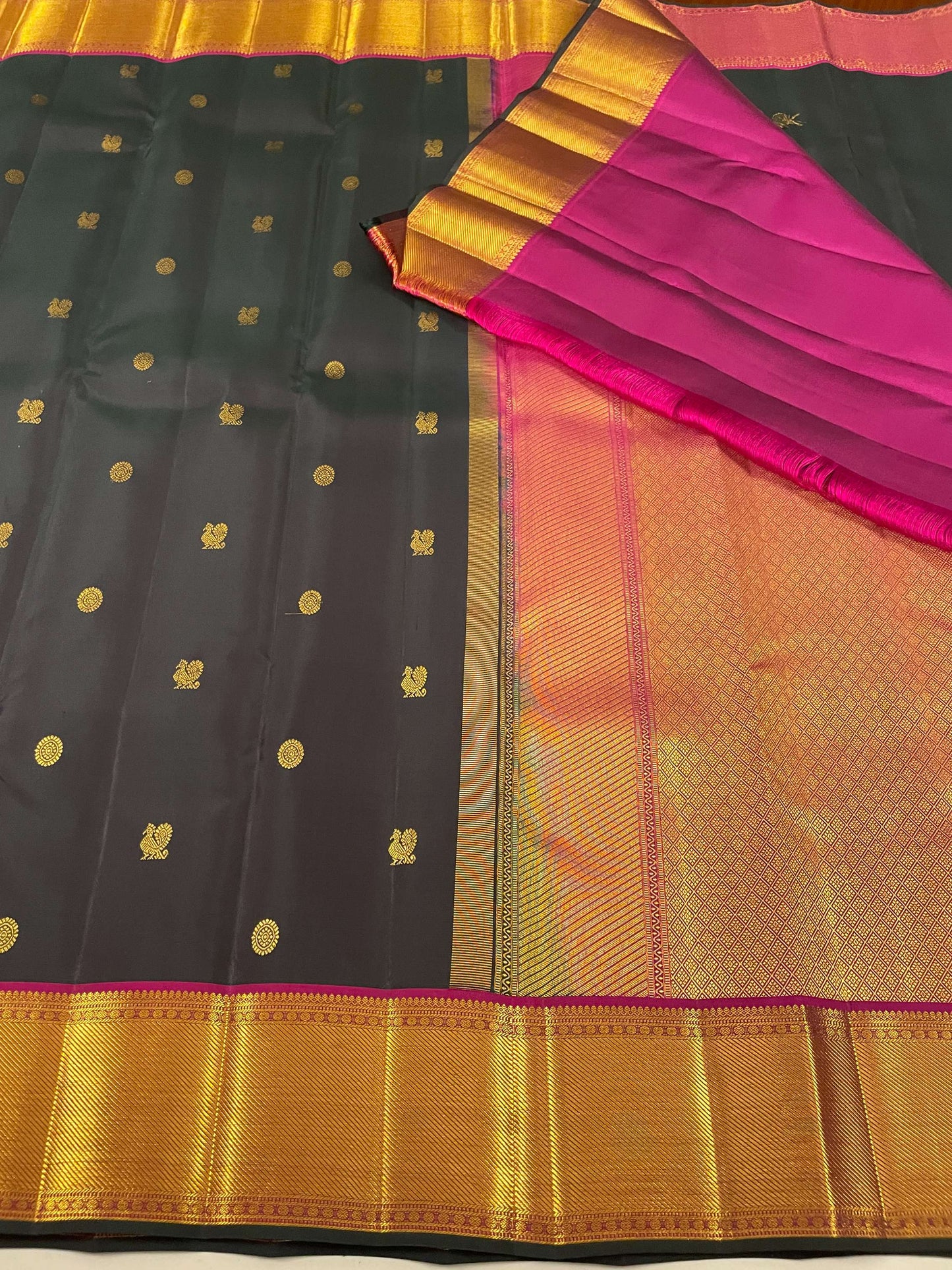 Kanchivaram Silk SBF75G10-1 By SRISHTA