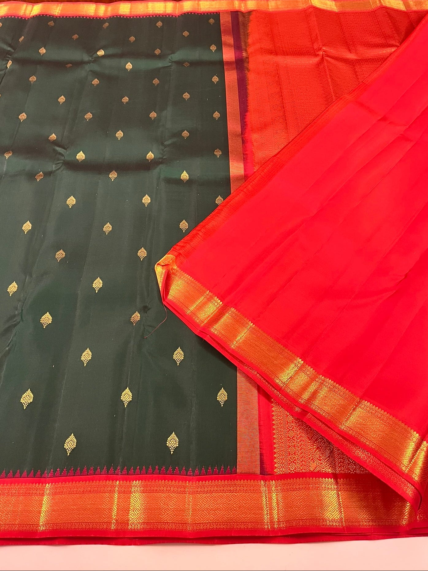 Kanchivaram Silk SBF104H8-6 By SRISHTA