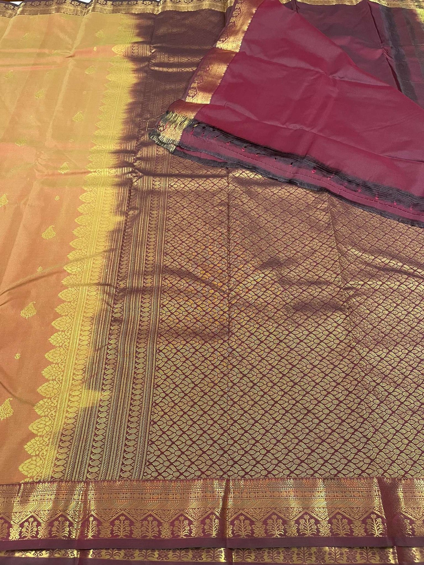 Gift Saree SBF6D1-77 By SRISHTA