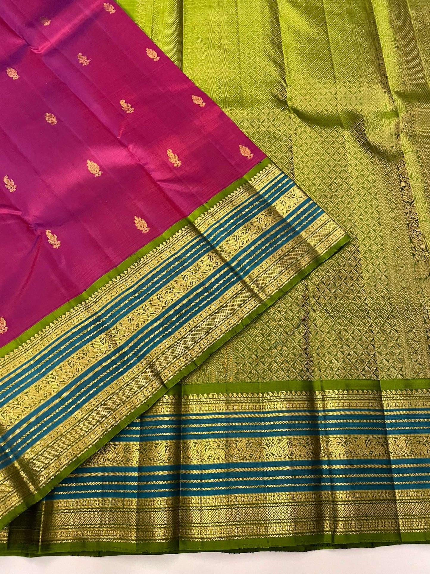Kanchivaram Silk SBE116I13-1 By SRISHTA