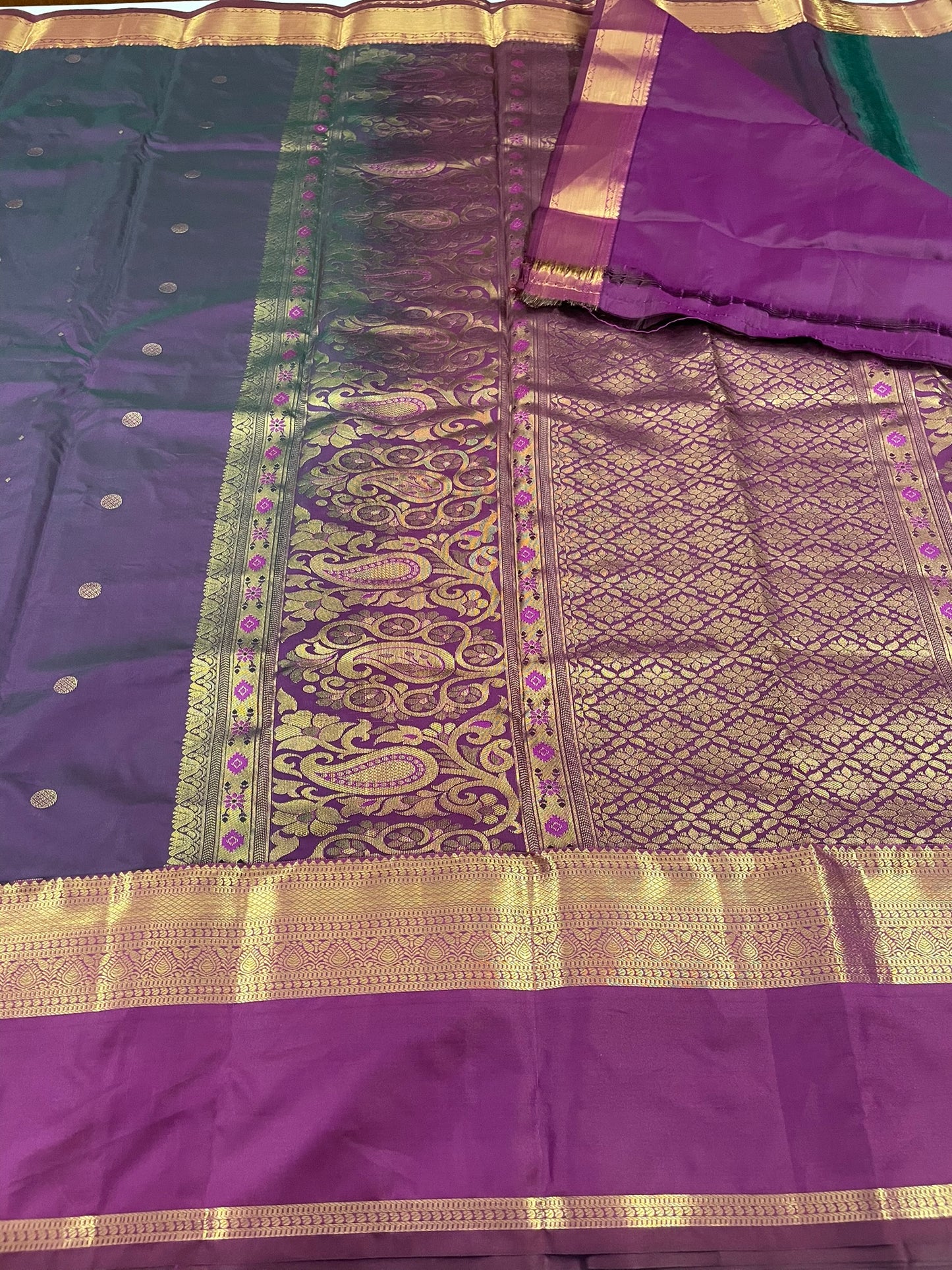 Gift Saree SBF6D1-27 By SRISHTA