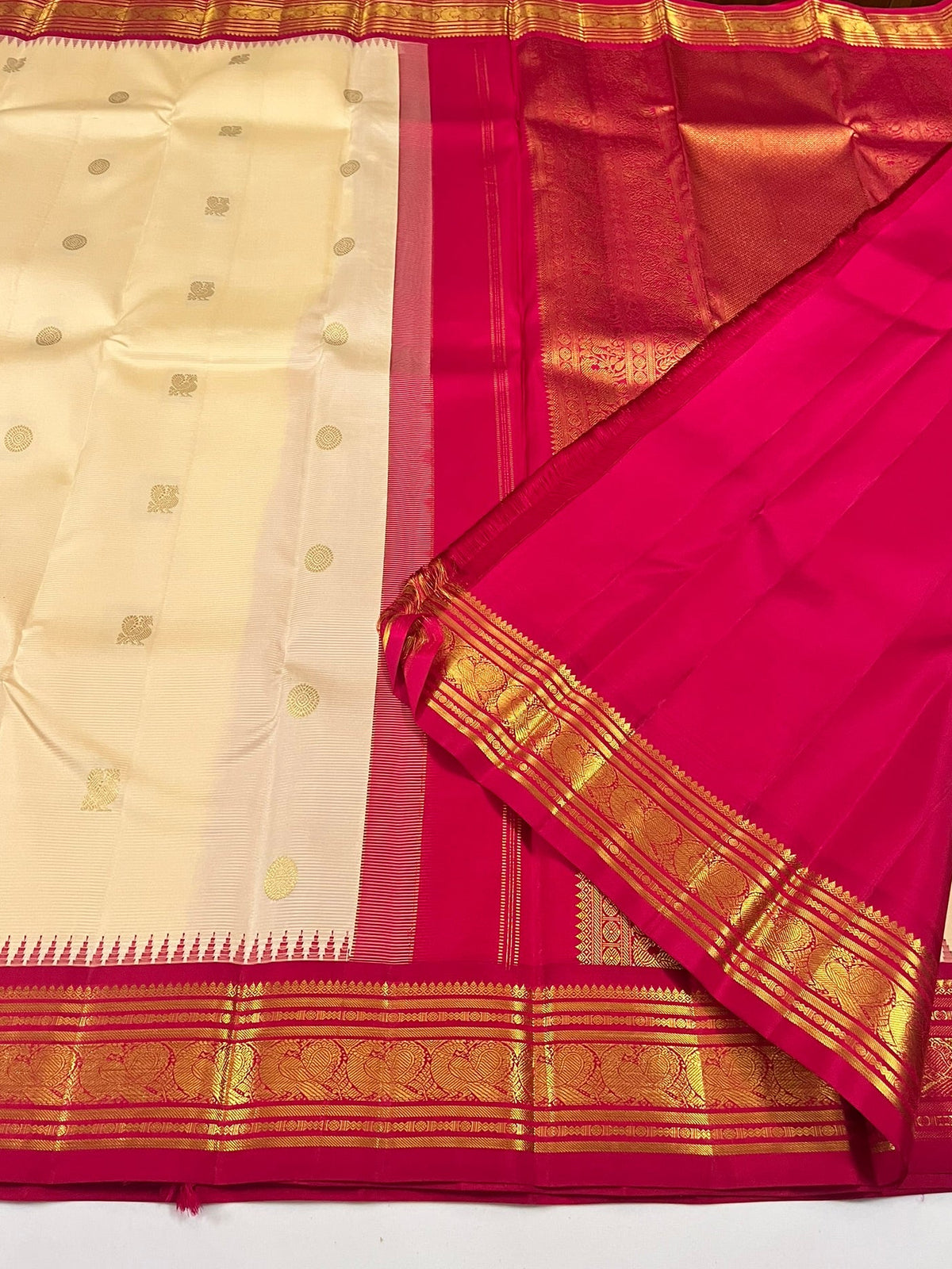 Kanchivaram Silk SBF104H8-16 By SRISHTA