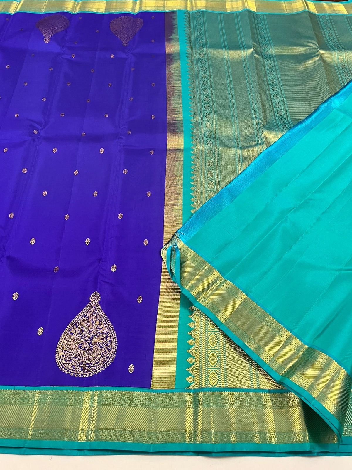 Kanchivaram Silk SBF104H8-5 By SRISHTA