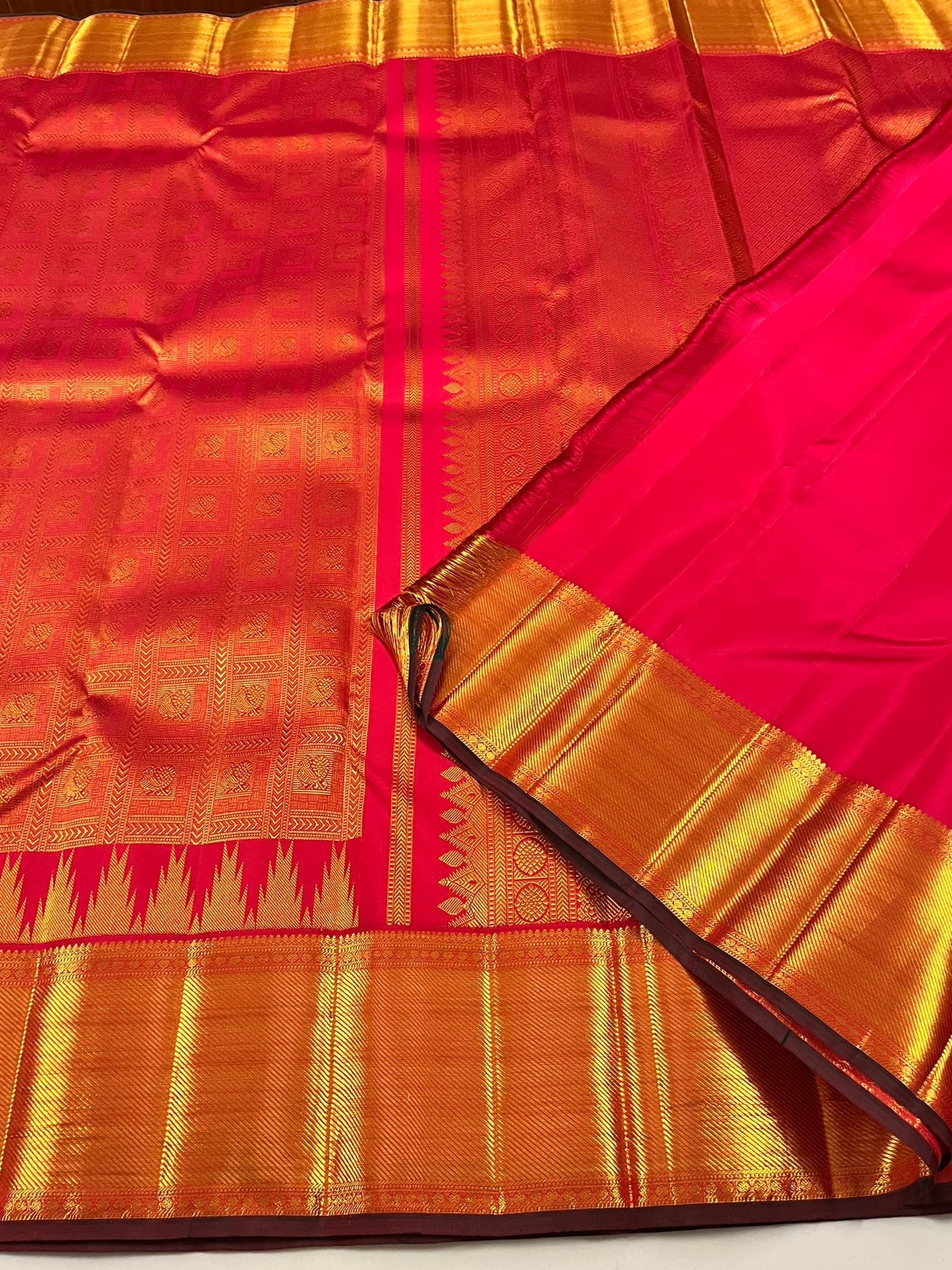 Kanchivaram Silk SBF104H6-7 By SRISHTA