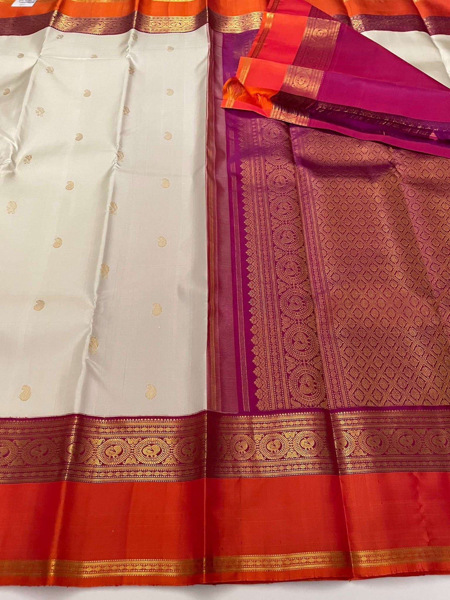 Kanchivaram Silk SBE116I6-1 By SRISHTA