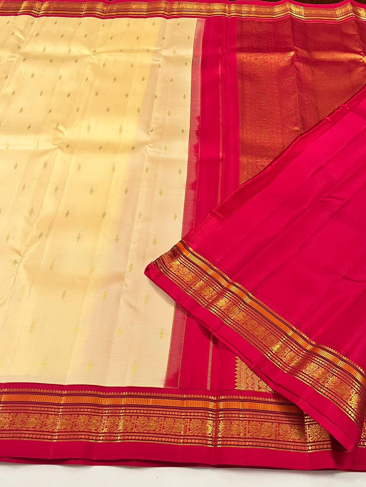 Kanchivaram Silk SBF104H11-6 By SRISHTA