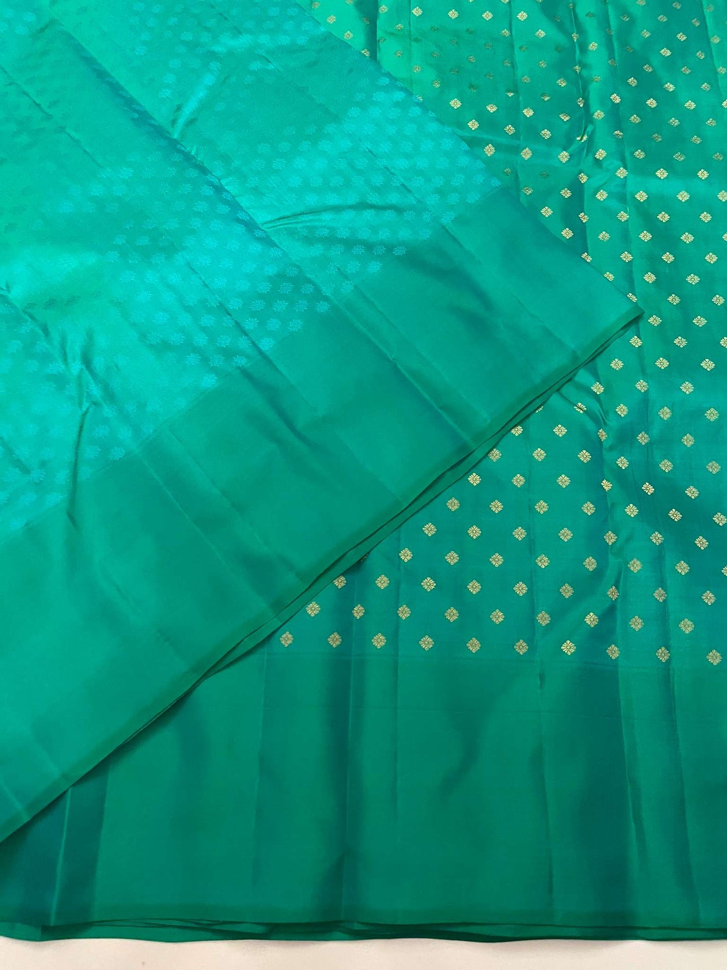 Kanchivaram Silk SBE119I6-2 By SRISHTA