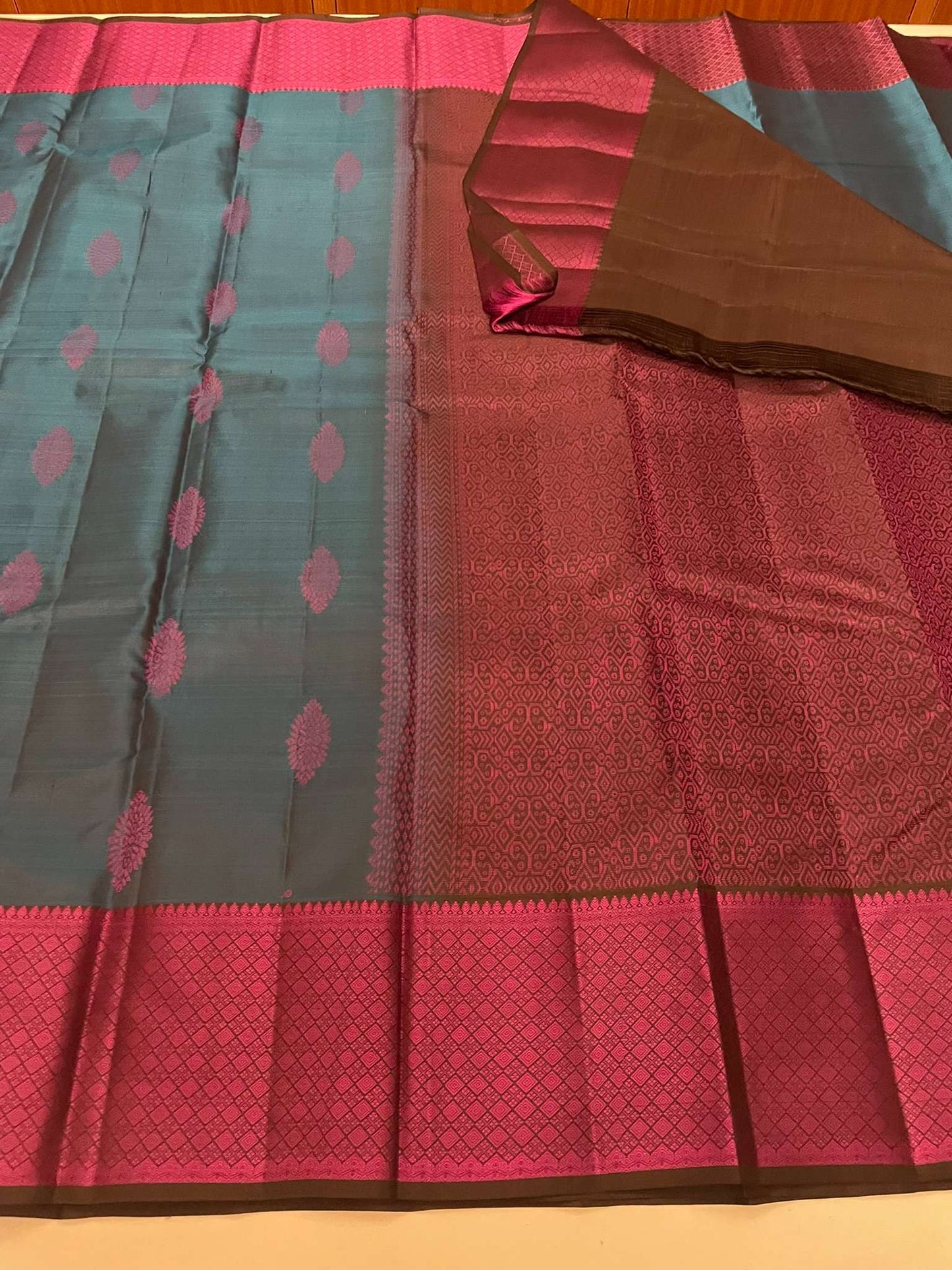 Kanchivaram Silk SBE119I2-3 By SRISHTA