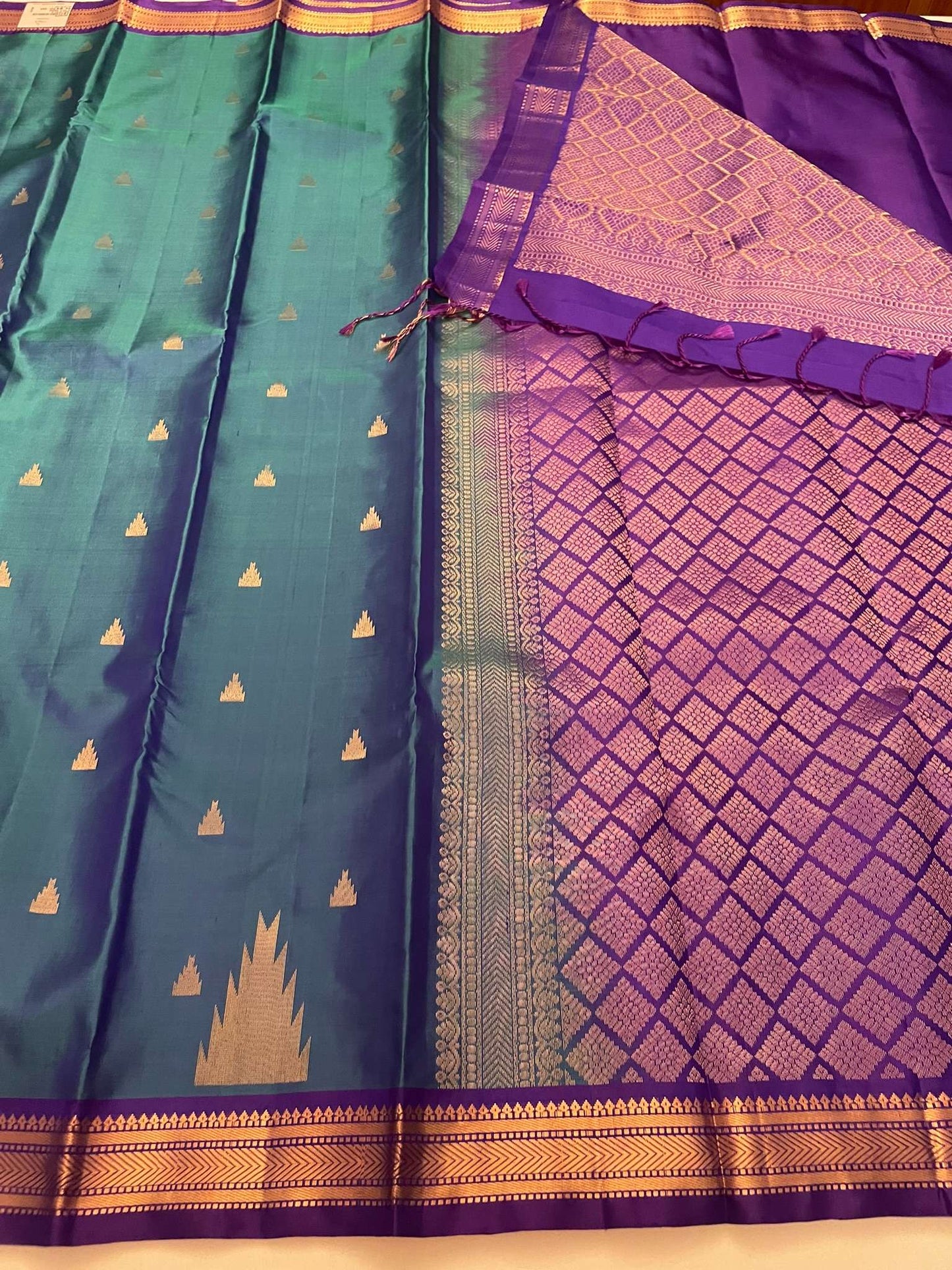 Kanchivaram Silk SBE119I24-9 By SRISHTA