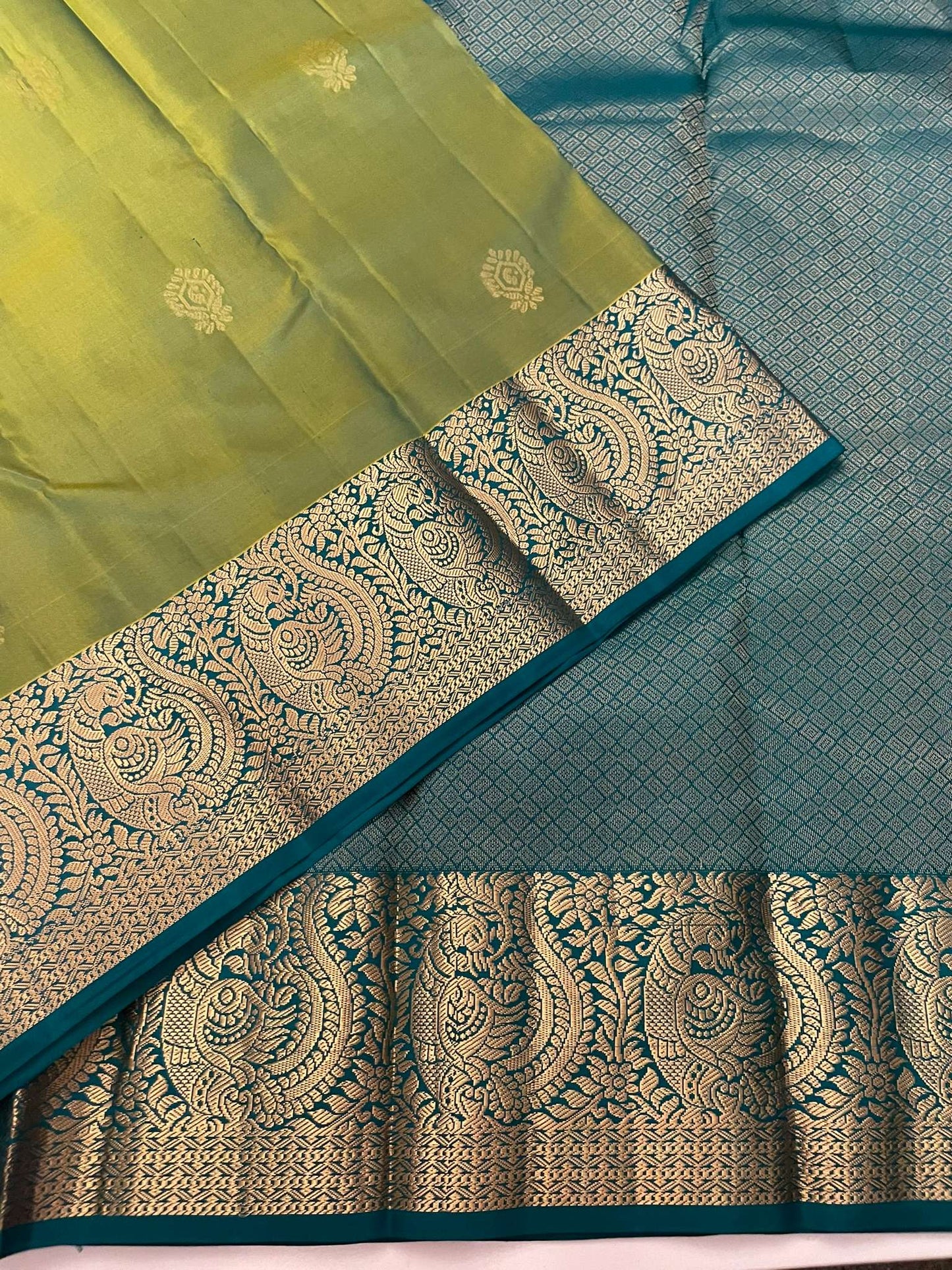 Kanchivaram Silk SBE119I4-2 By SRISHTA