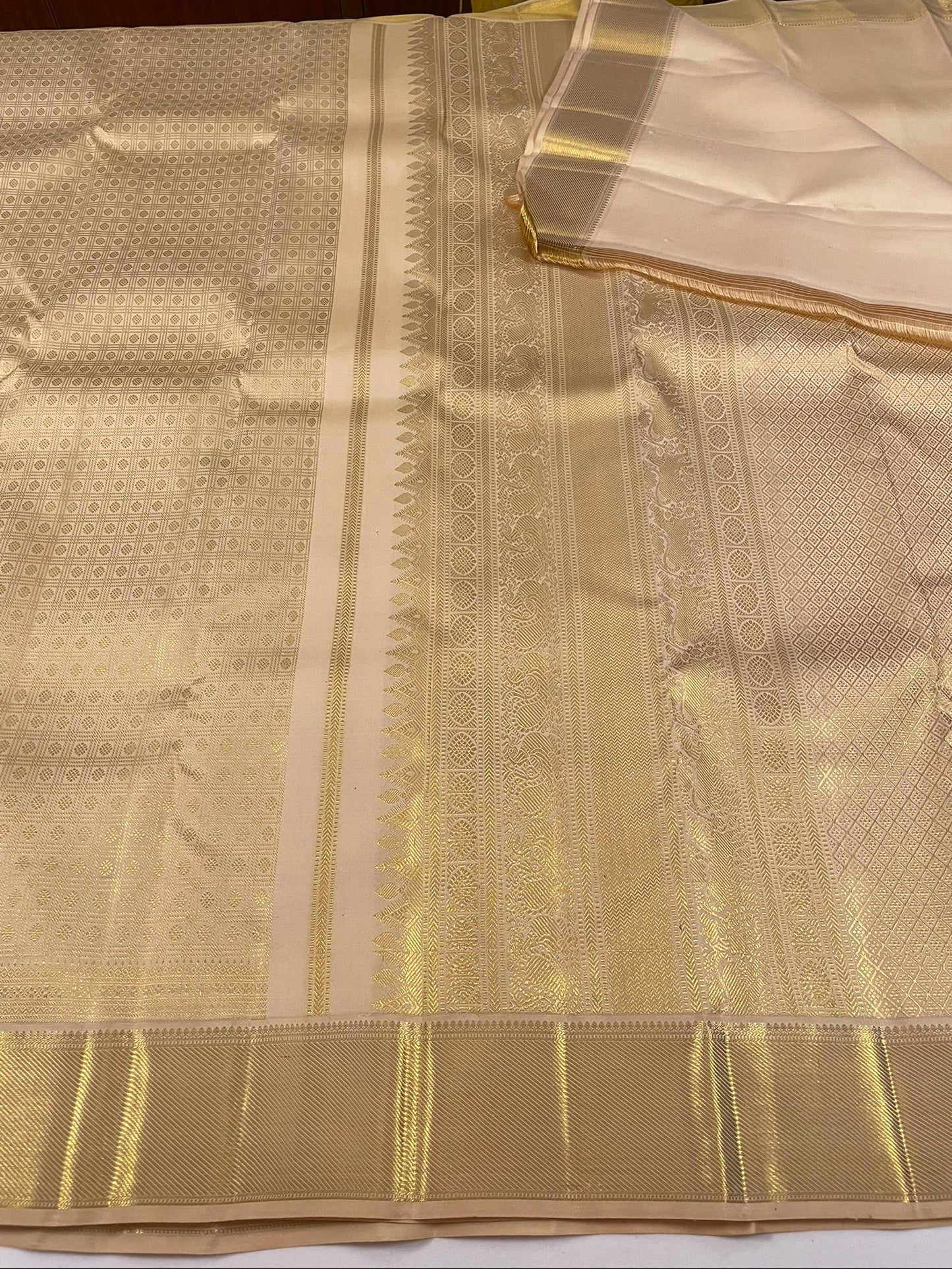 Kanchivaram Silk SBF18D5-15 By SRISHTA
