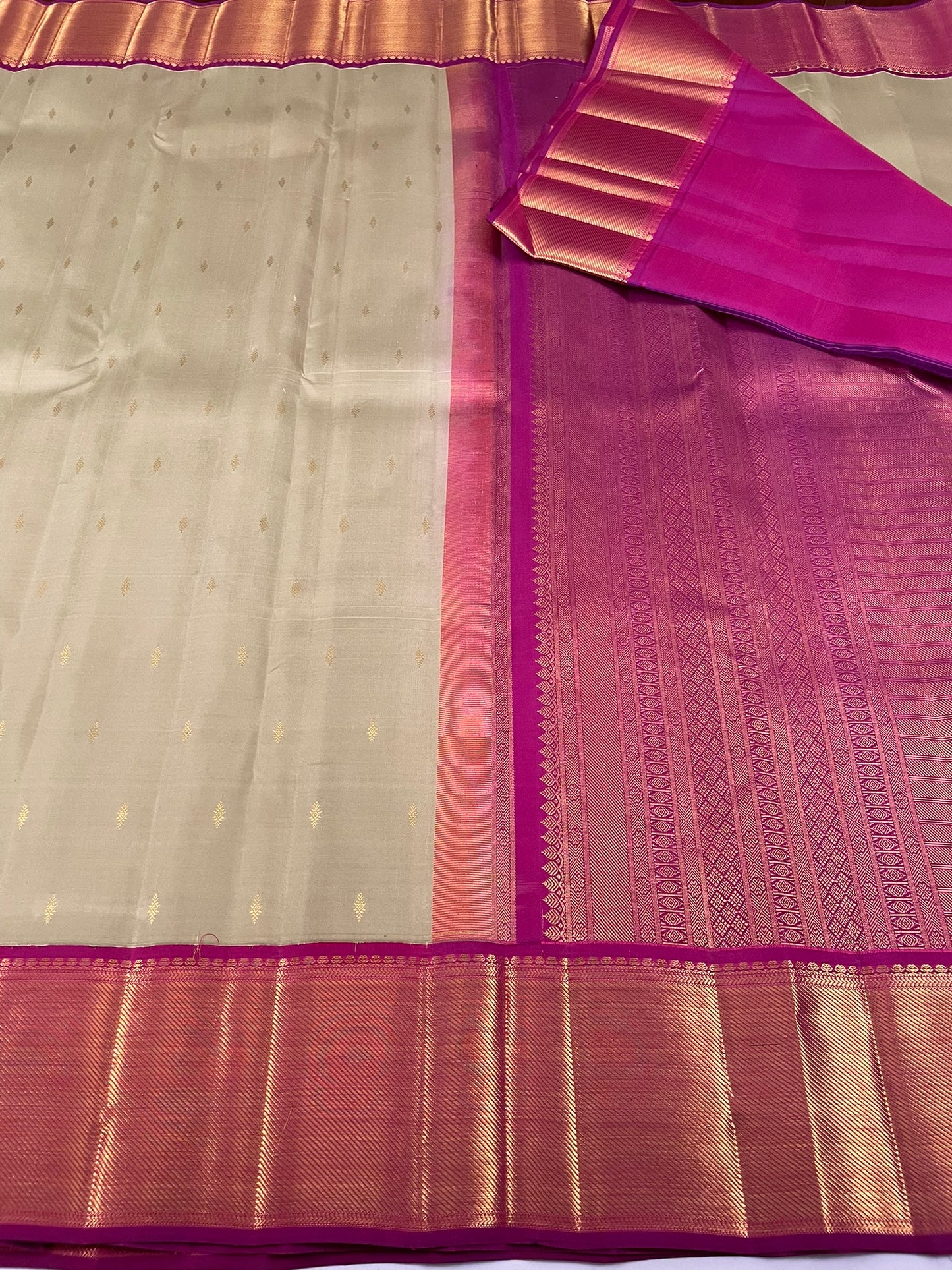 Kanchivaram Silk SBF18D2-4 By SRISHTA
