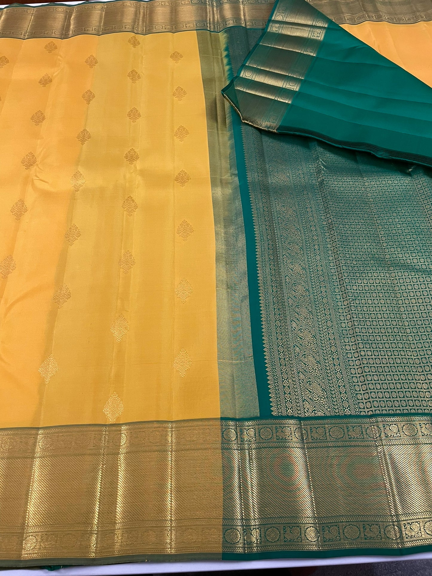 Kanchivaram Silk SBF18D10-4 By SRISHTA