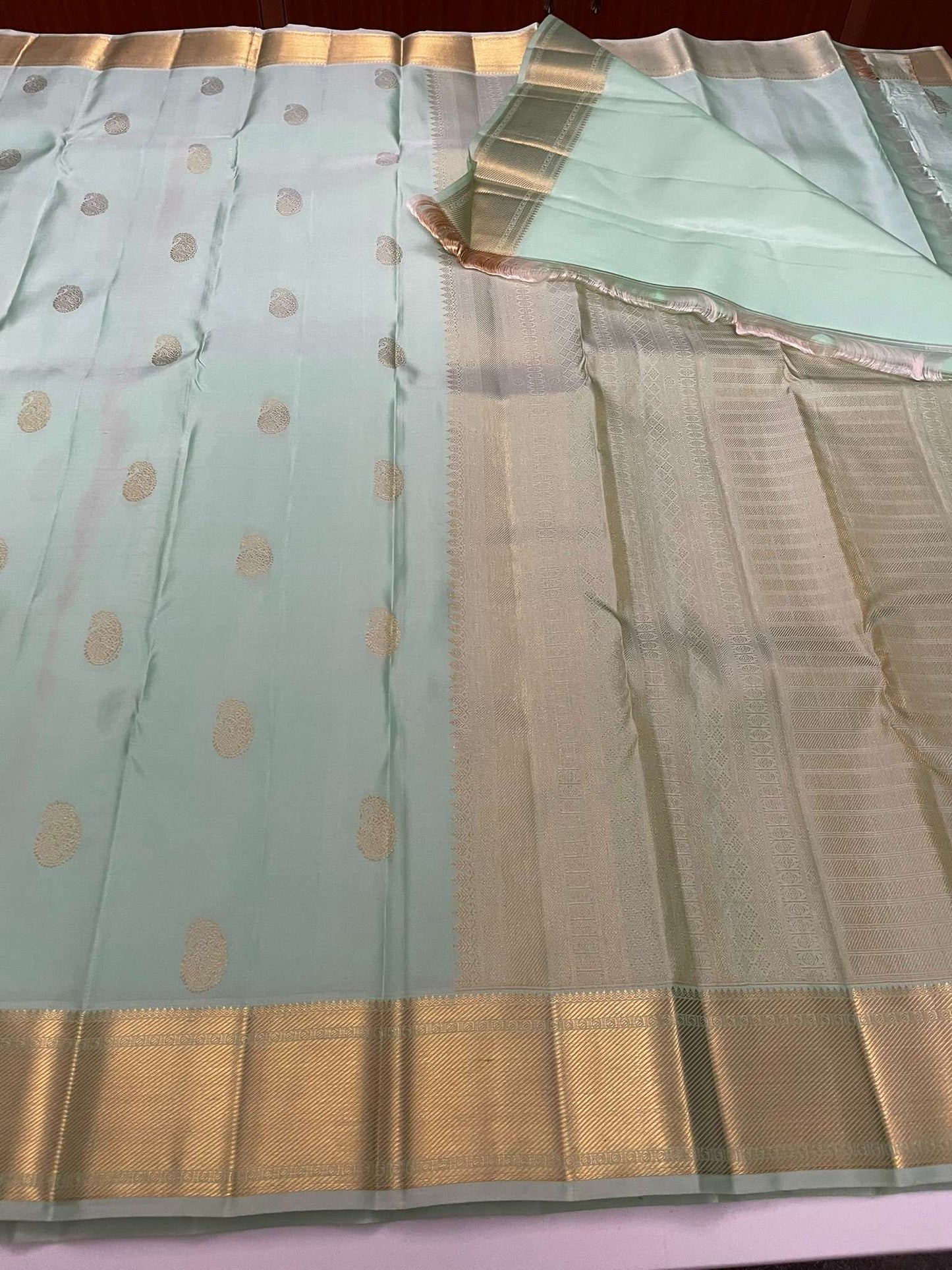 Kanchivaram Silk SBE131I13-1 By SRISHTA