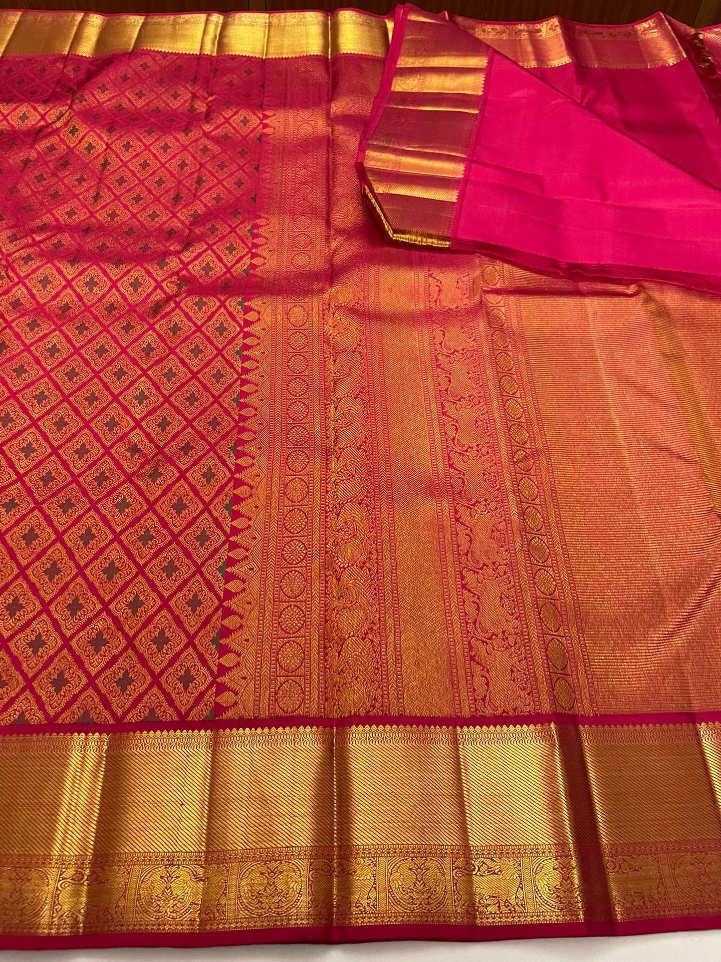 Kanchivaram Silk SBE131I7-19 By SRISHTA