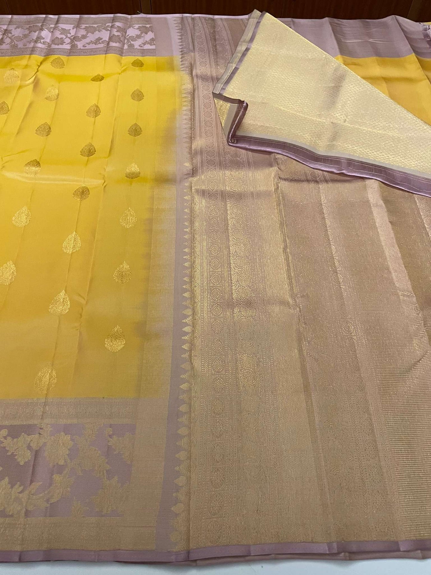 Kanchivaram Silk SBE131I3-12 By SRISHTA